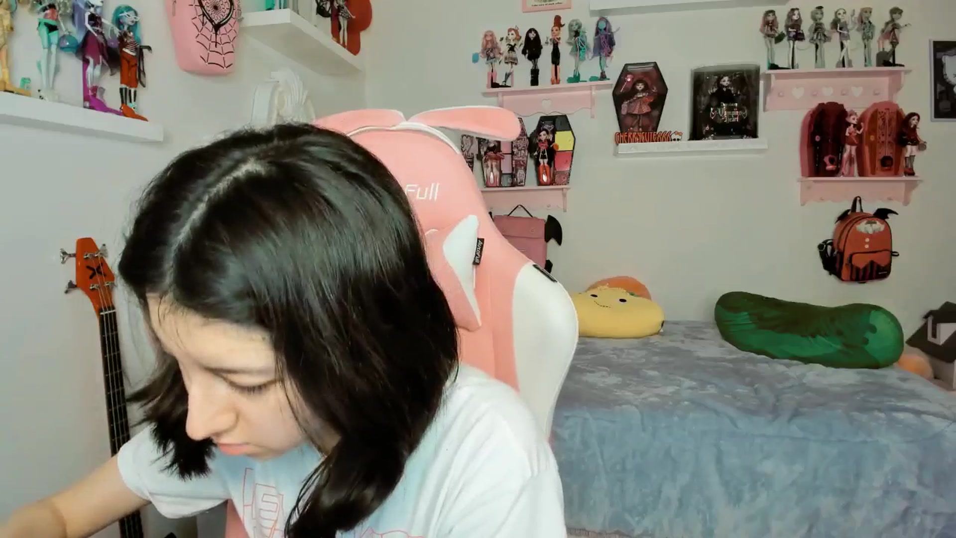 Gallery image thumbnail from Cherrycute666's myfreecams stream on, 01/23/2026, 08:21 image 10 of 20