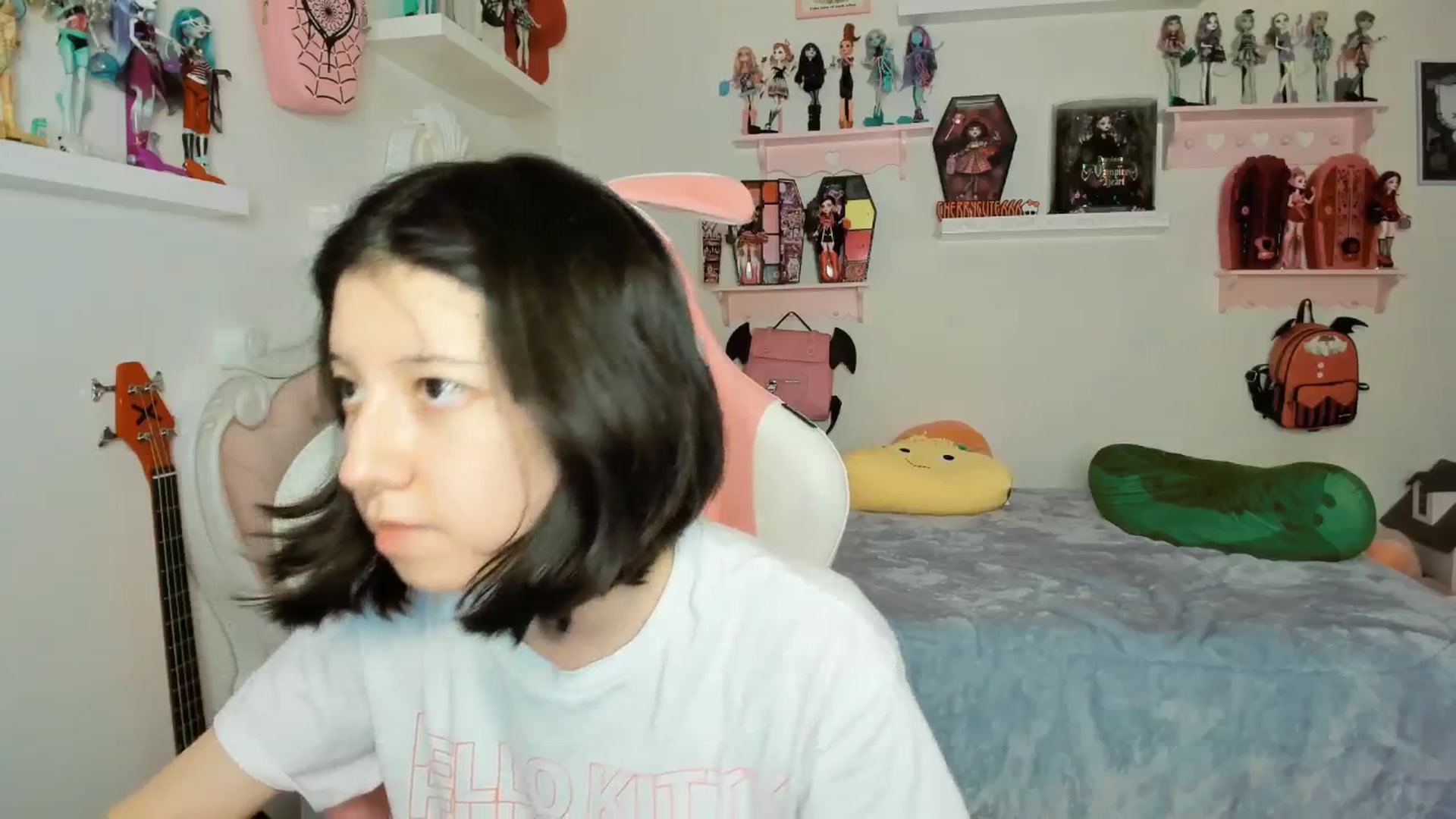 Gallery image thumbnail from Cherrycute666's myfreecams stream on, 01/23/2026, 08:21 image 9 of 20