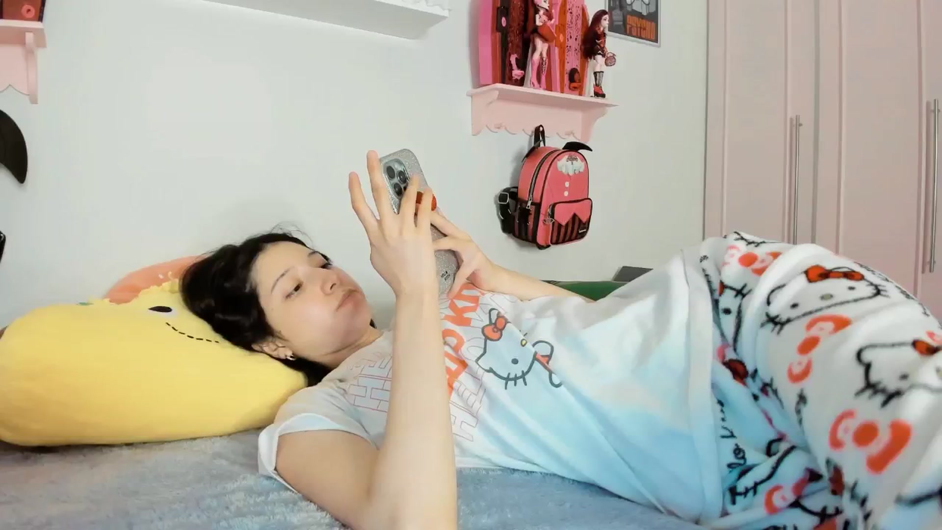 Gallery image thumbnail from Cherrycute666's myfreecams stream on, 01/23/2026, 08:21 image 2 of 20
