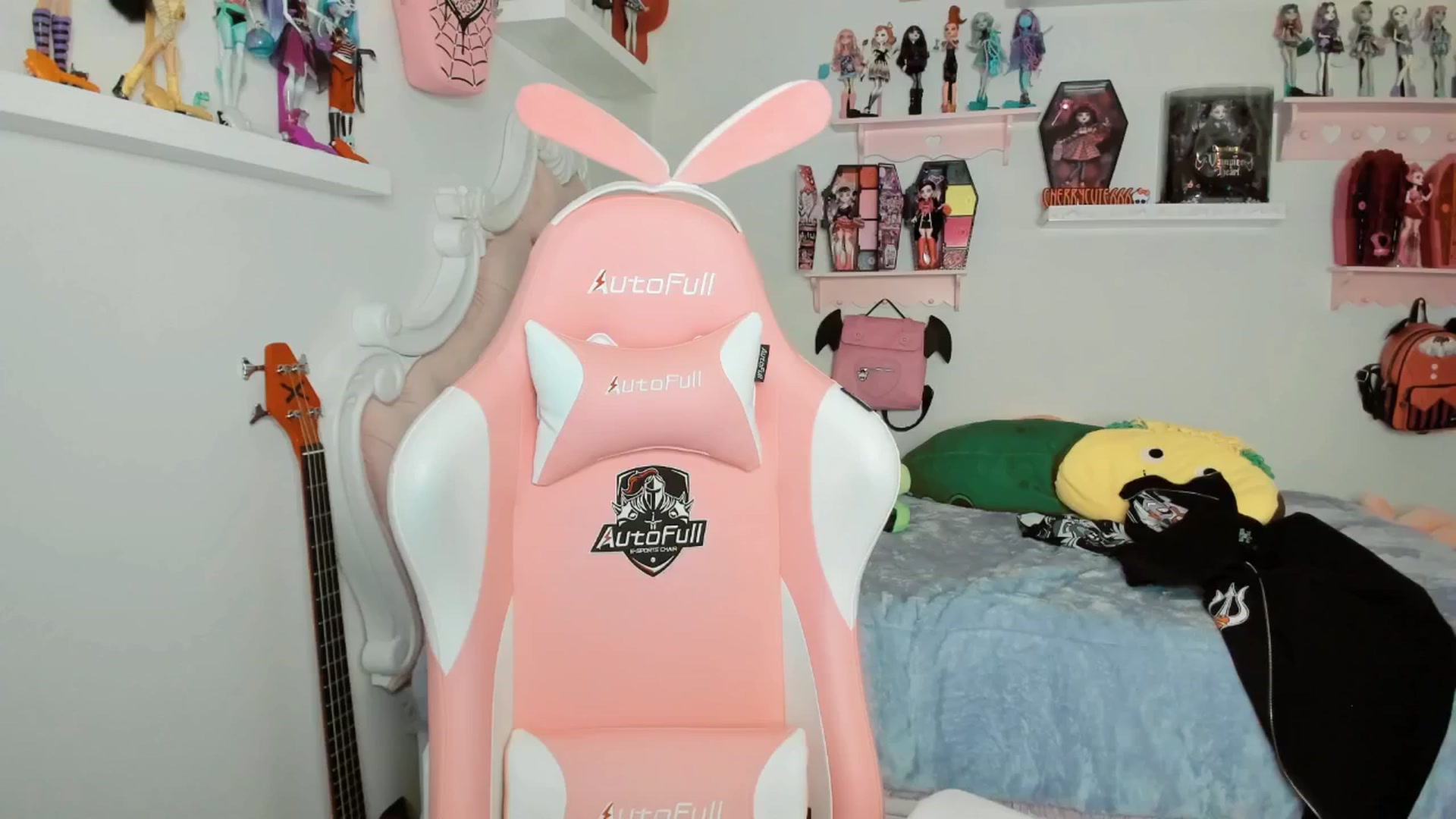 Gallery image thumbnail from Cherrycute666's myfreecams stream on, 01/24/2026, 07:11 image 19 of 20