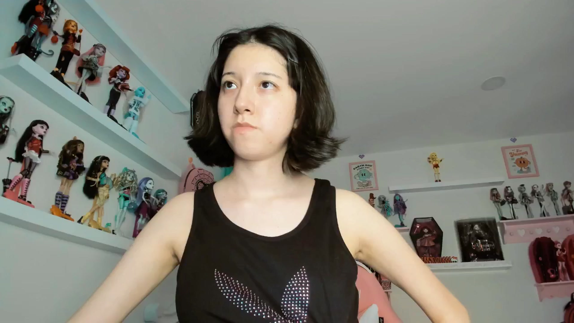Gallery image thumbnail from Cherrycute666's myfreecams stream on, 01/24/2026, 07:11 image 4 of 20