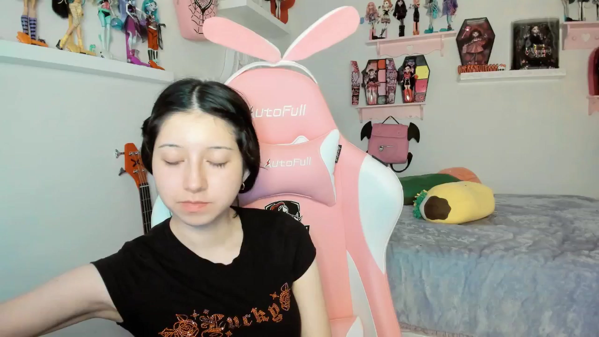 Gallery image thumbnail from Cherrycute666's myfreecams stream on, 01/25/2026, 09:40 image 6 of 20