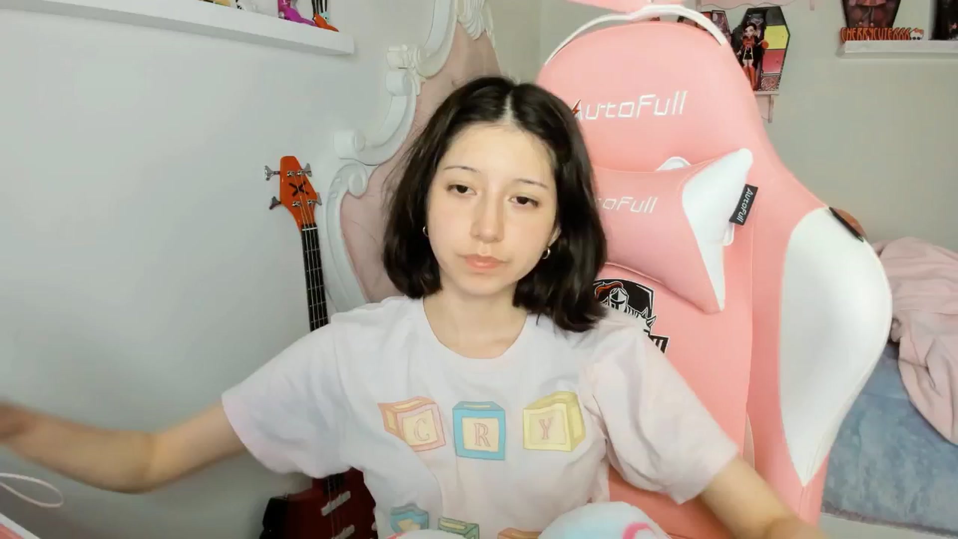 Gallery image thumbnail from Cherrycute666's myfreecams stream on, 01/26/2026, 06:21 image 3 of 20