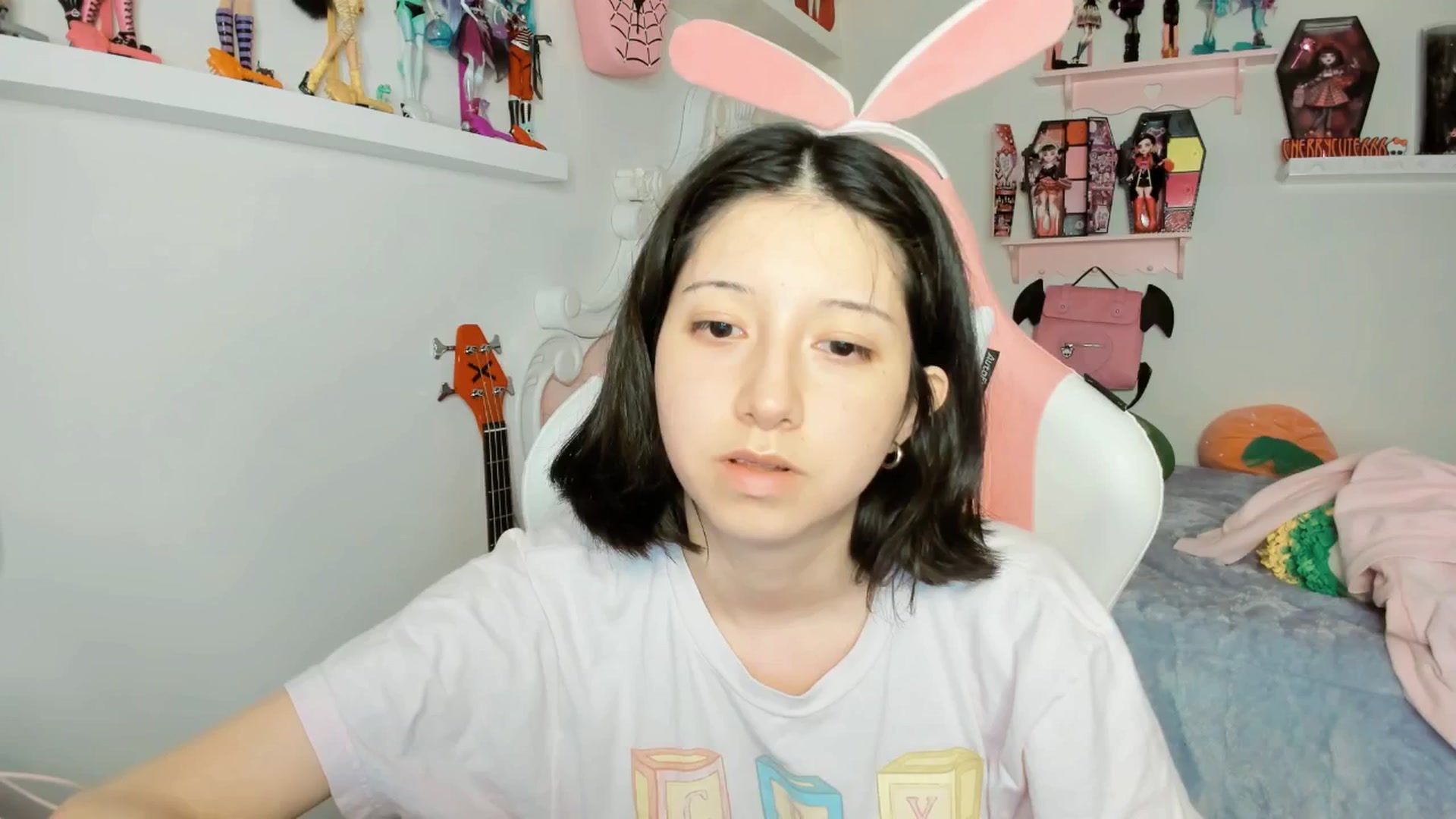 Gallery image thumbnail from Cherrycute666's myfreecams stream on, 01/26/2026, 06:21 image 6 of 20