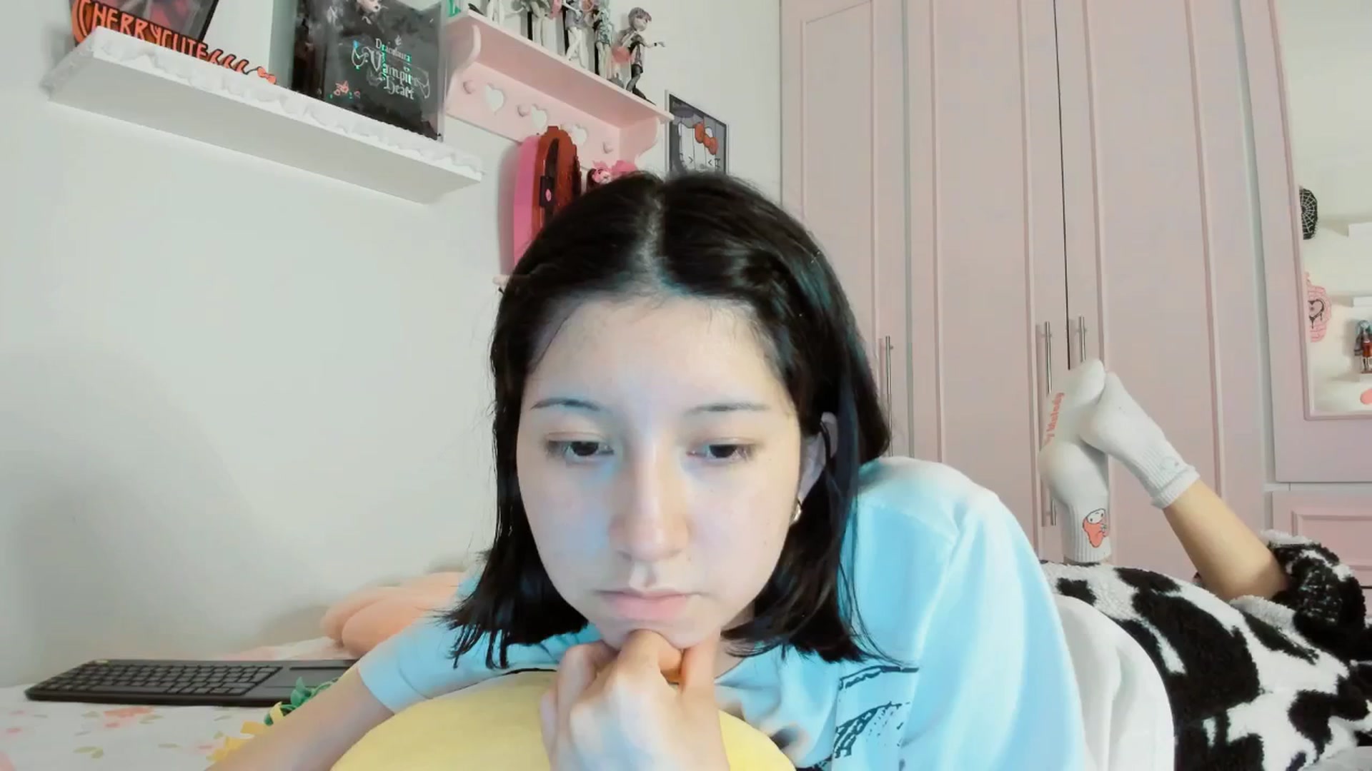 Gallery image thumbnail from Cherrycute666's myfreecams stream on, 01/28/2026, 06:55 image 20 of 20