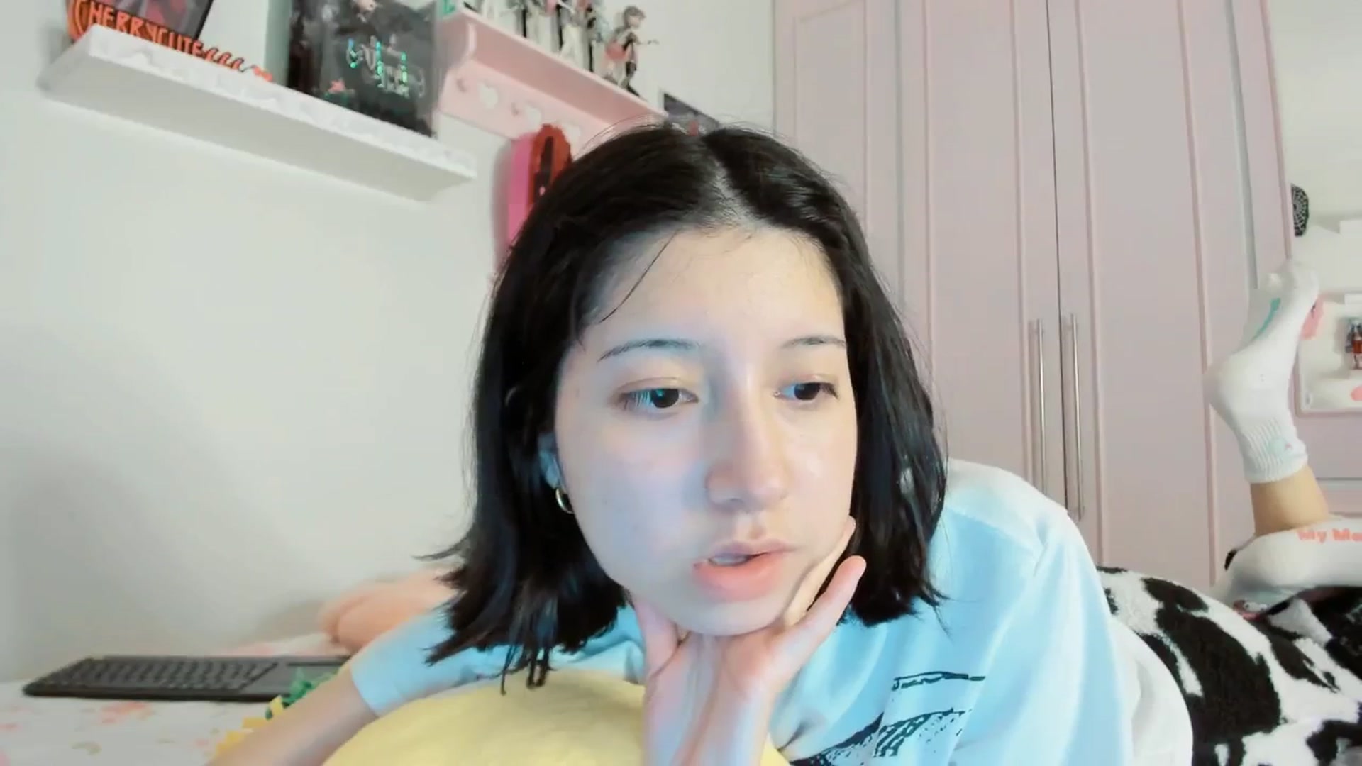 Gallery image thumbnail from Cherrycute666's myfreecams stream on, 01/28/2026, 06:55 image 18 of 20