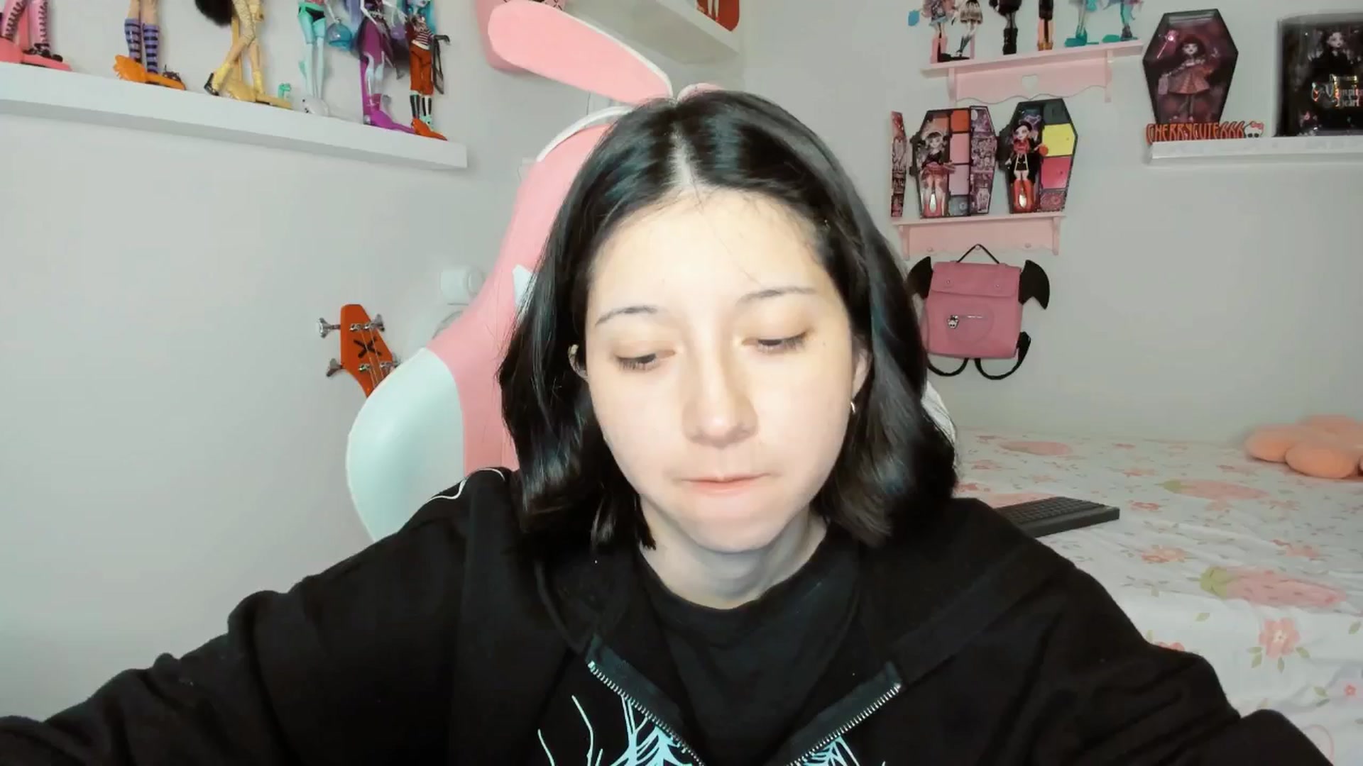 Gallery image thumbnail from Cherrycute666's myfreecams stream on, 01/29/2026, 08:12 image 4 of 20