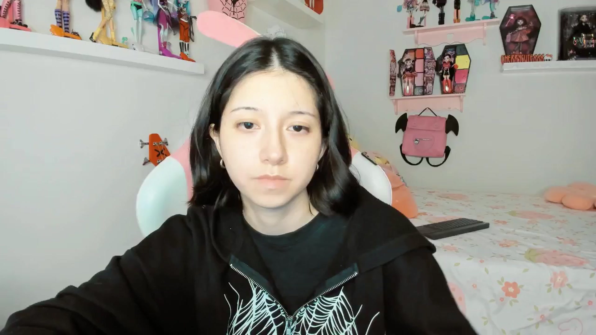 Gallery image thumbnail from Cherrycute666's myfreecams stream on, 01/29/2026, 08:12 image 2 of 20