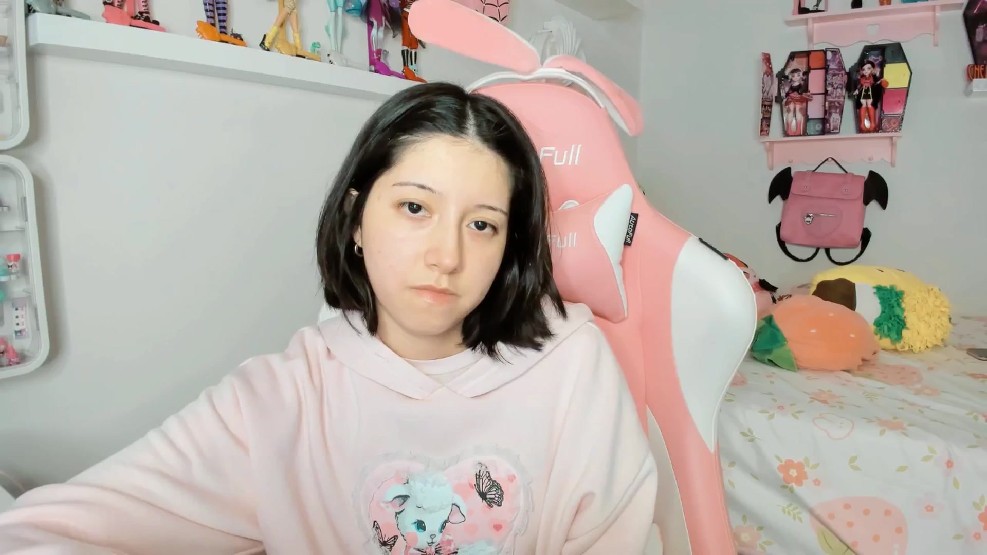 Gallery image thumbnail from Cherrycute666's myfreecams stream on, 01/30/2026, 02:22 image 16 of 20