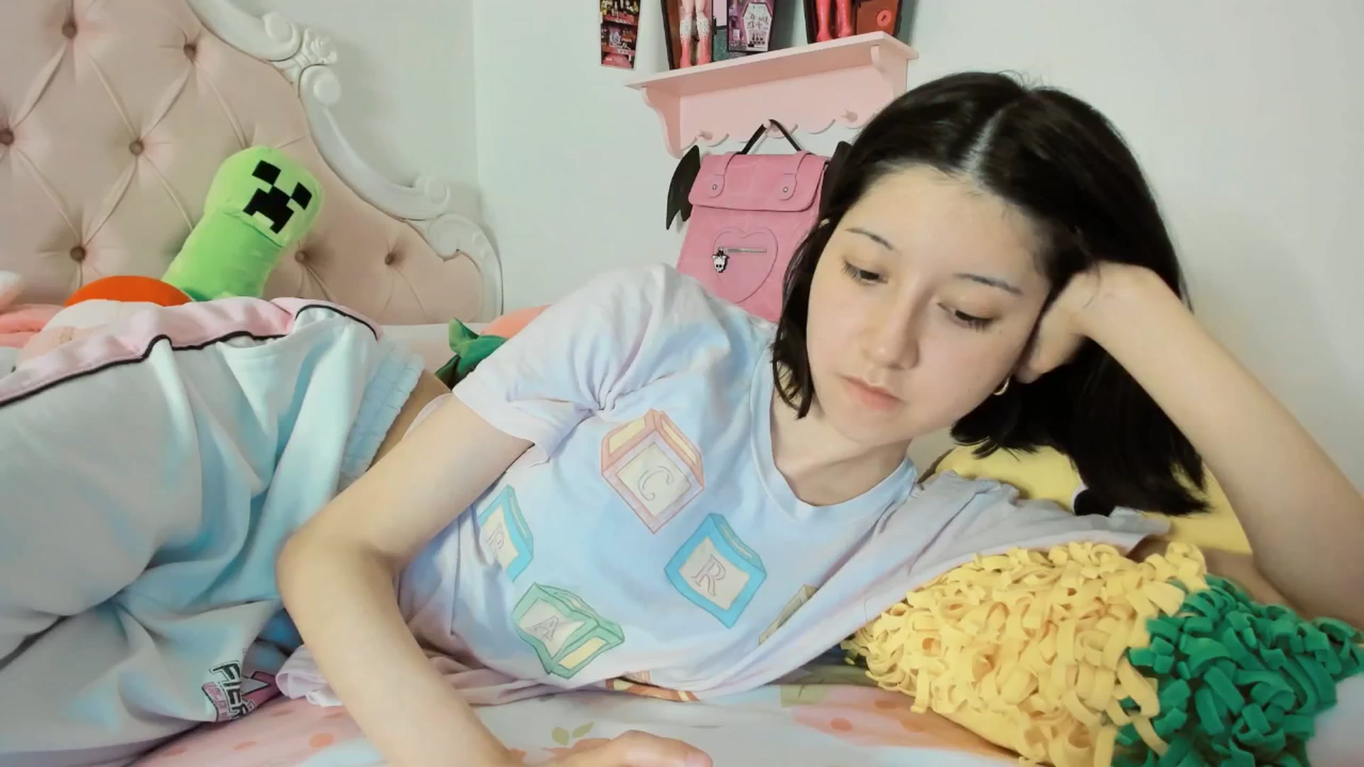 Gallery image thumbnail from Cherrycute666's myfreecams stream on, 01/30/2026, 04:24 image 9 of 20