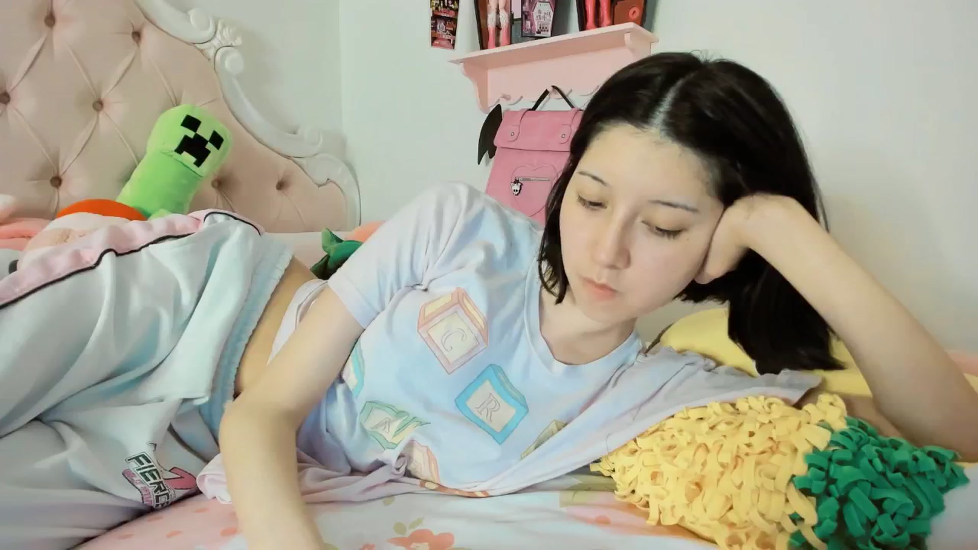 Gallery image thumbnail from Cherrycute666's myfreecams stream on, 01/30/2026, 04:24 image 4 of 20