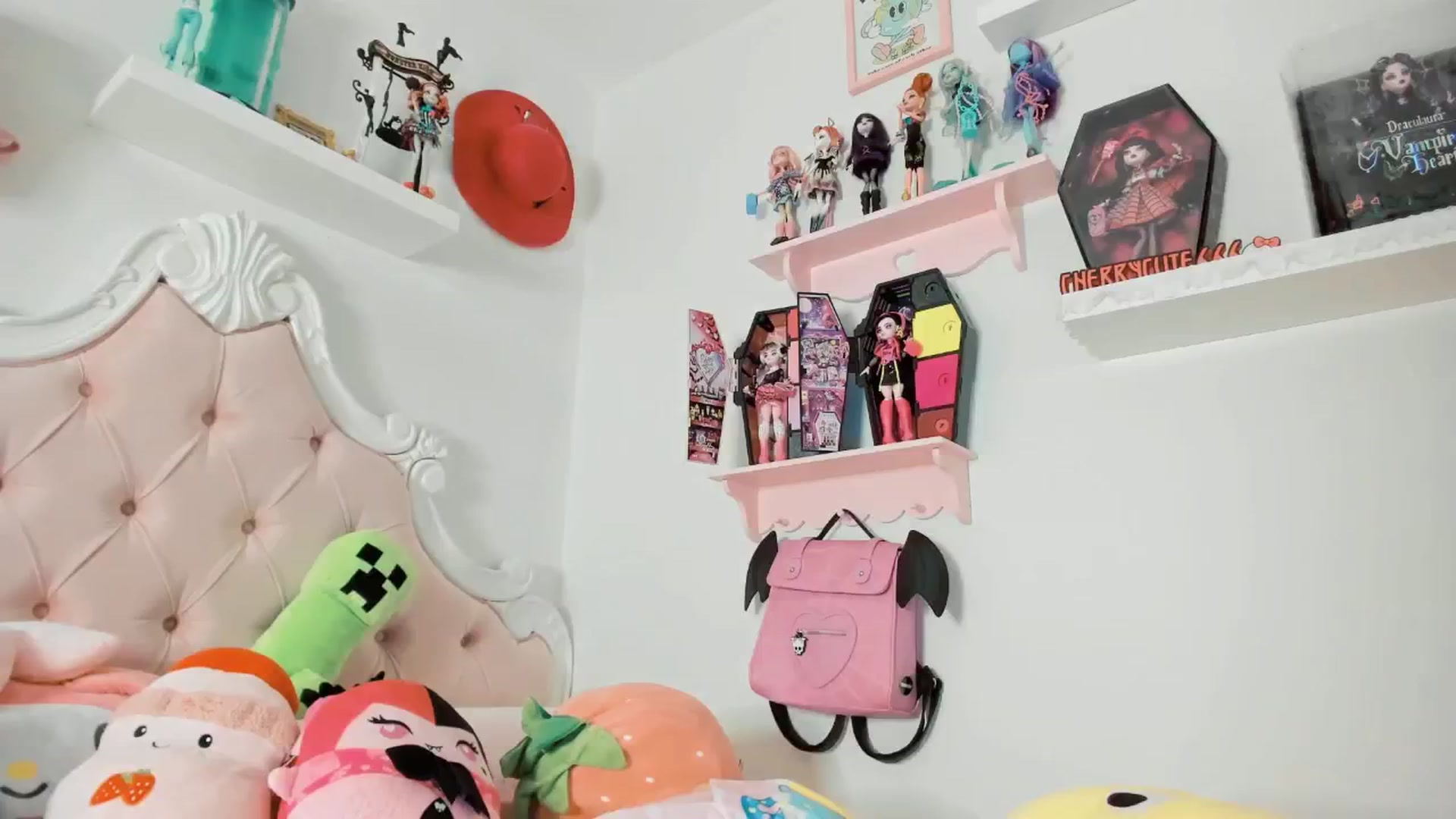 Gallery image thumbnail from Cherrycute666's myfreecams stream on, 01/30/2026, 04:24 image 17 of 20