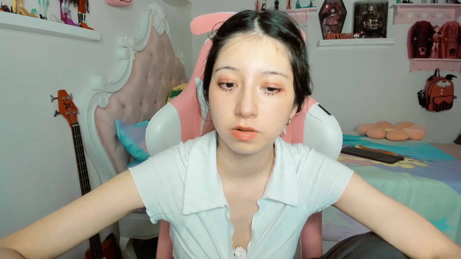 Gallery image thumbnail from Cherrycute666's myfreecams stream on, 02/13/2026, 05:08 image 8 of 20