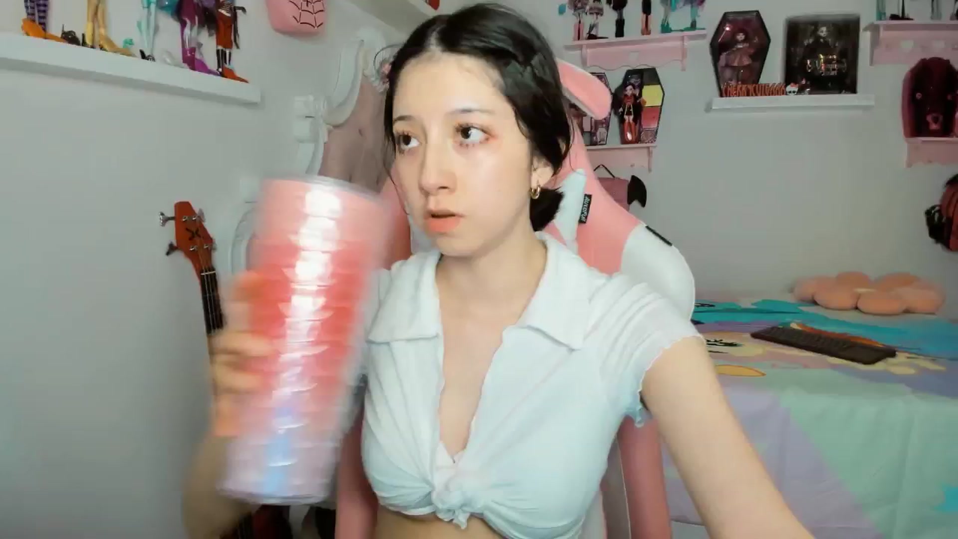 Gallery image thumbnail from Cherrycute666's myfreecams stream on, 02/13/2026, 05:08 image 9 of 20