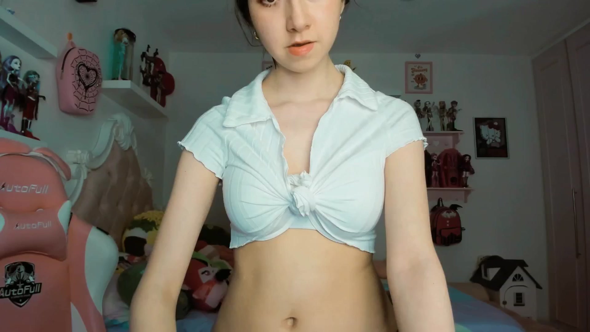 Gallery image thumbnail from Cherrycute666's myfreecams stream on, 02/13/2026, 05:08 image 6 of 20