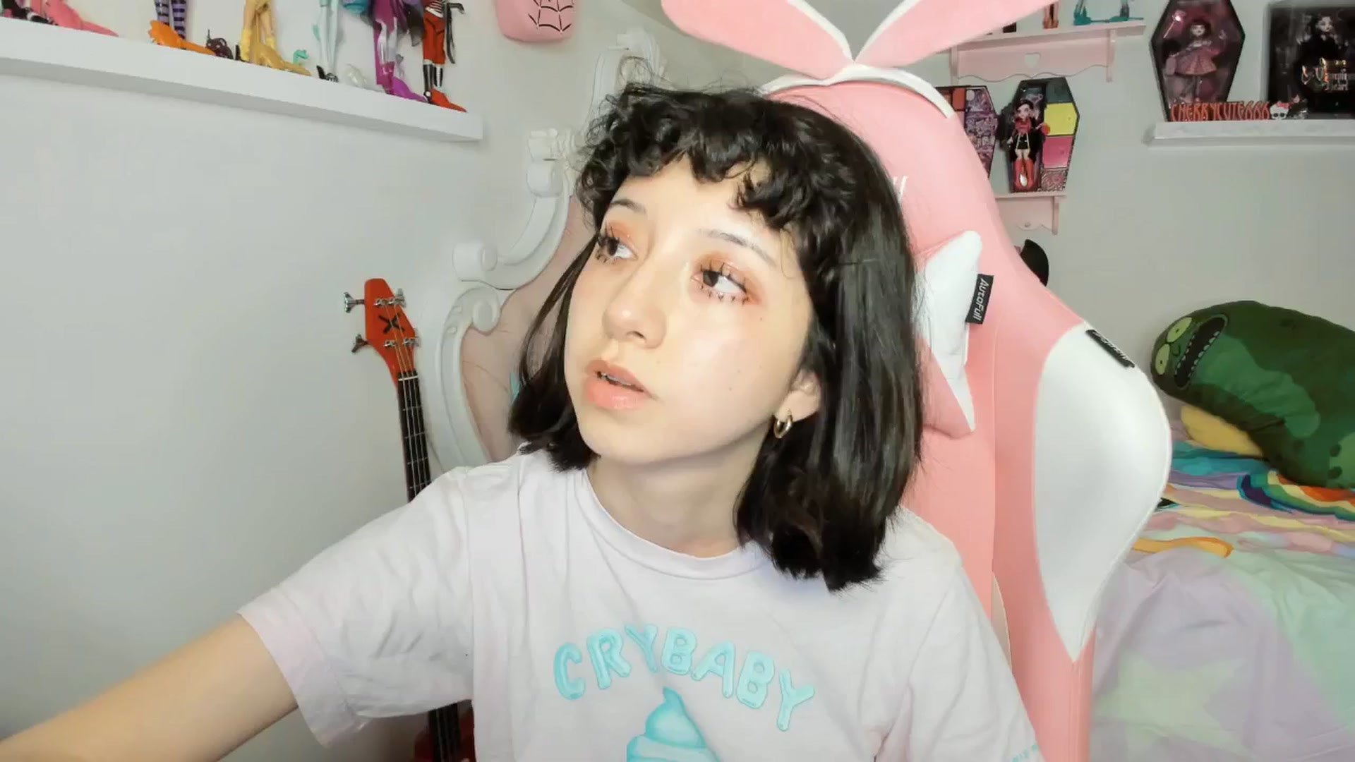 Gallery image thumbnail from Cherrycute666's myfreecams stream on, 02/14/2026, 04:00 image 8 of 20