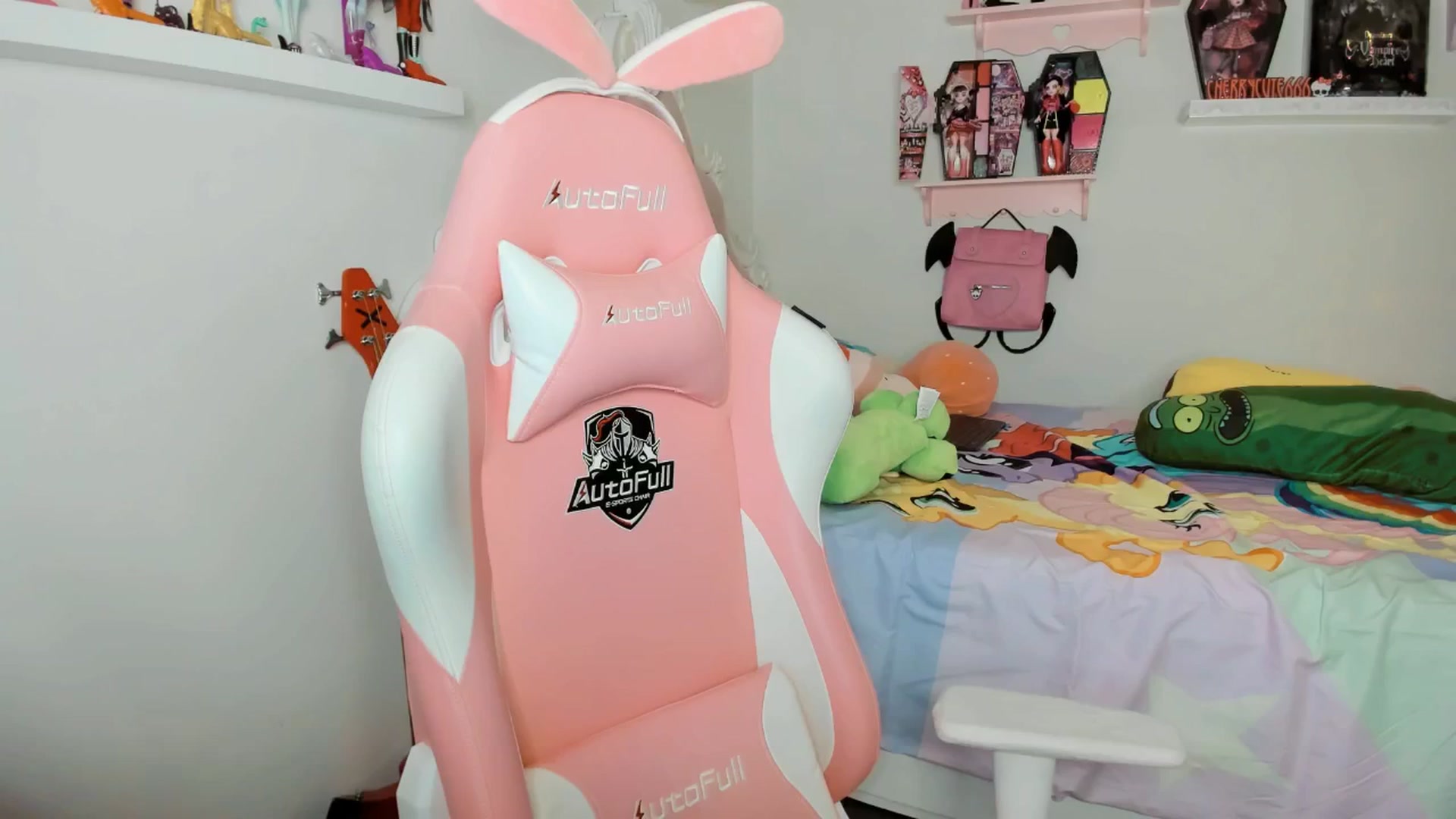 Gallery image thumbnail from Cherrycute666's myfreecams stream on, 02/14/2026, 06:59 image 7 of 20