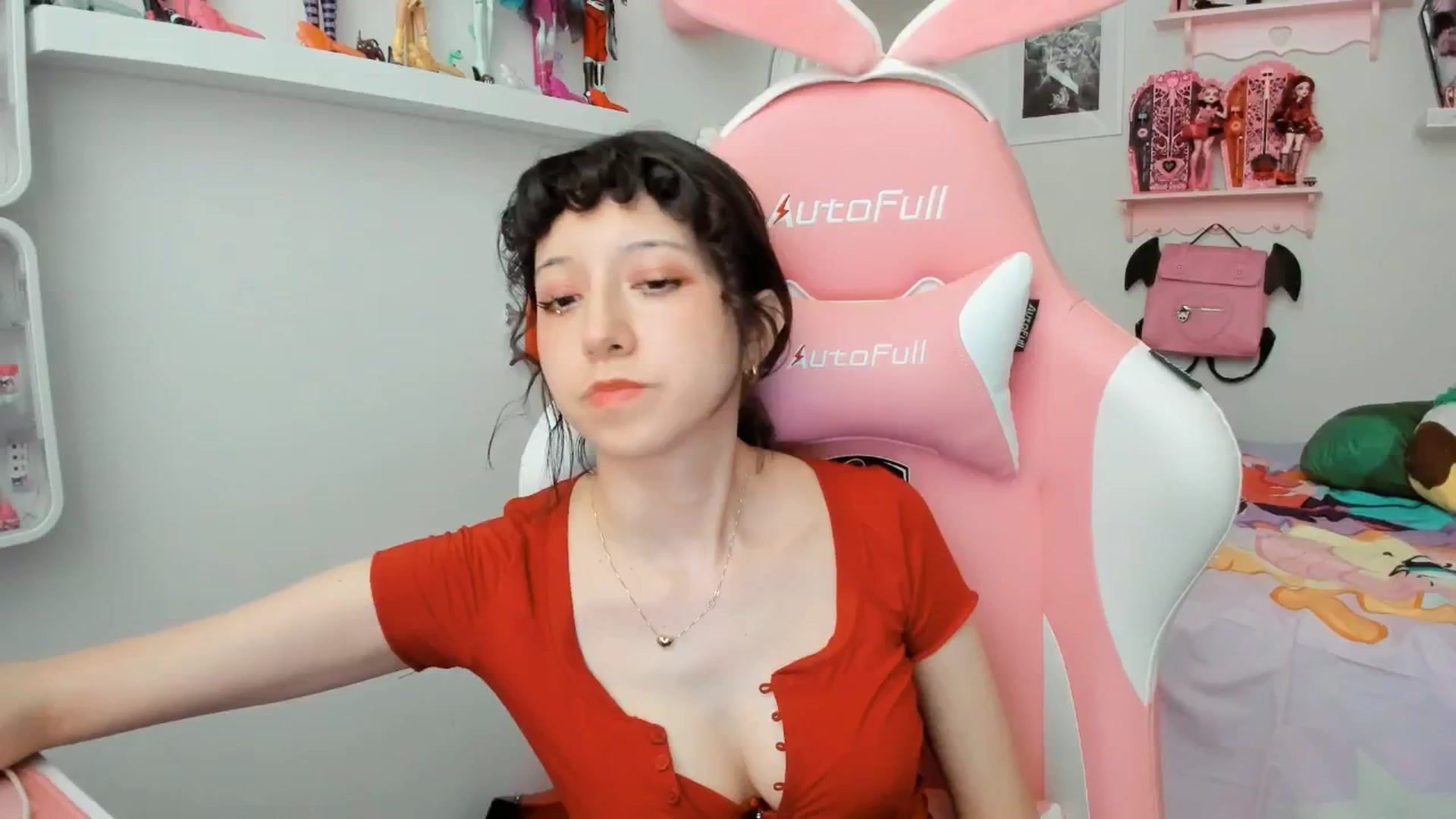 Gallery image thumbnail from Cherrycute666's myfreecams stream on, 02/15/2026, 24:02 image 6 of 20