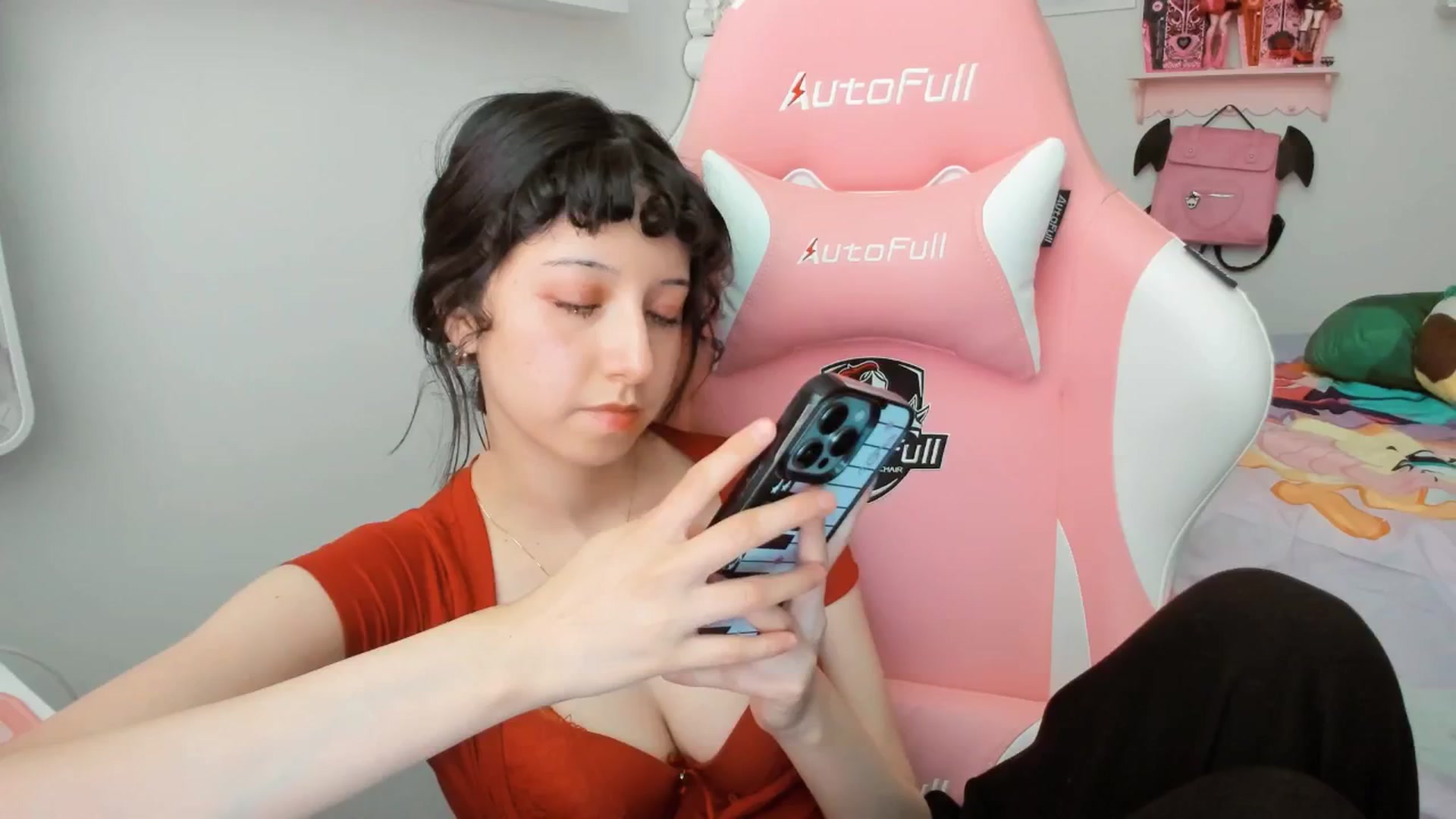 Gallery image thumbnail from Cherrycute666's myfreecams stream on, 02/15/2026, 24:02 image 10 of 20