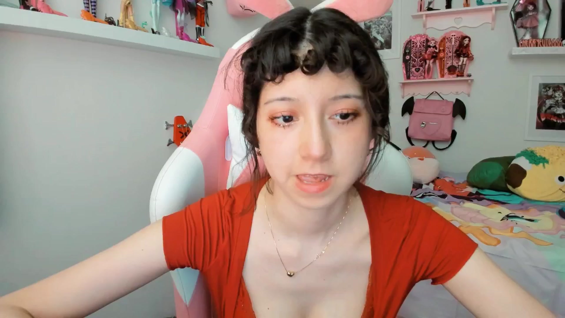 Gallery image thumbnail from Cherrycute666's myfreecams stream on, 02/15/2026, 24:02 image 16 of 20