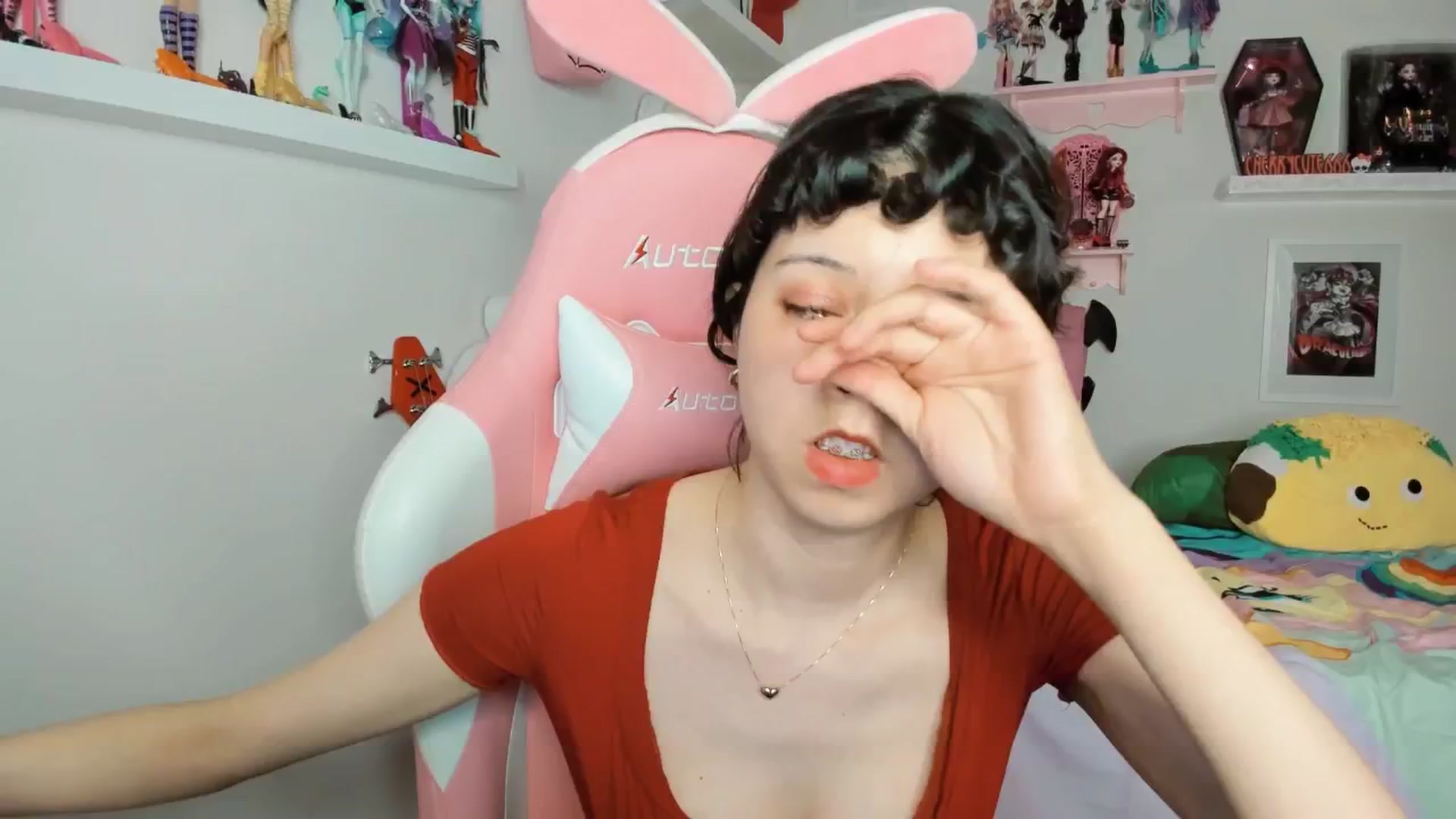 Gallery image thumbnail from Cherrycute666's myfreecams stream on, 02/15/2026, 02:58 image 15 of 20