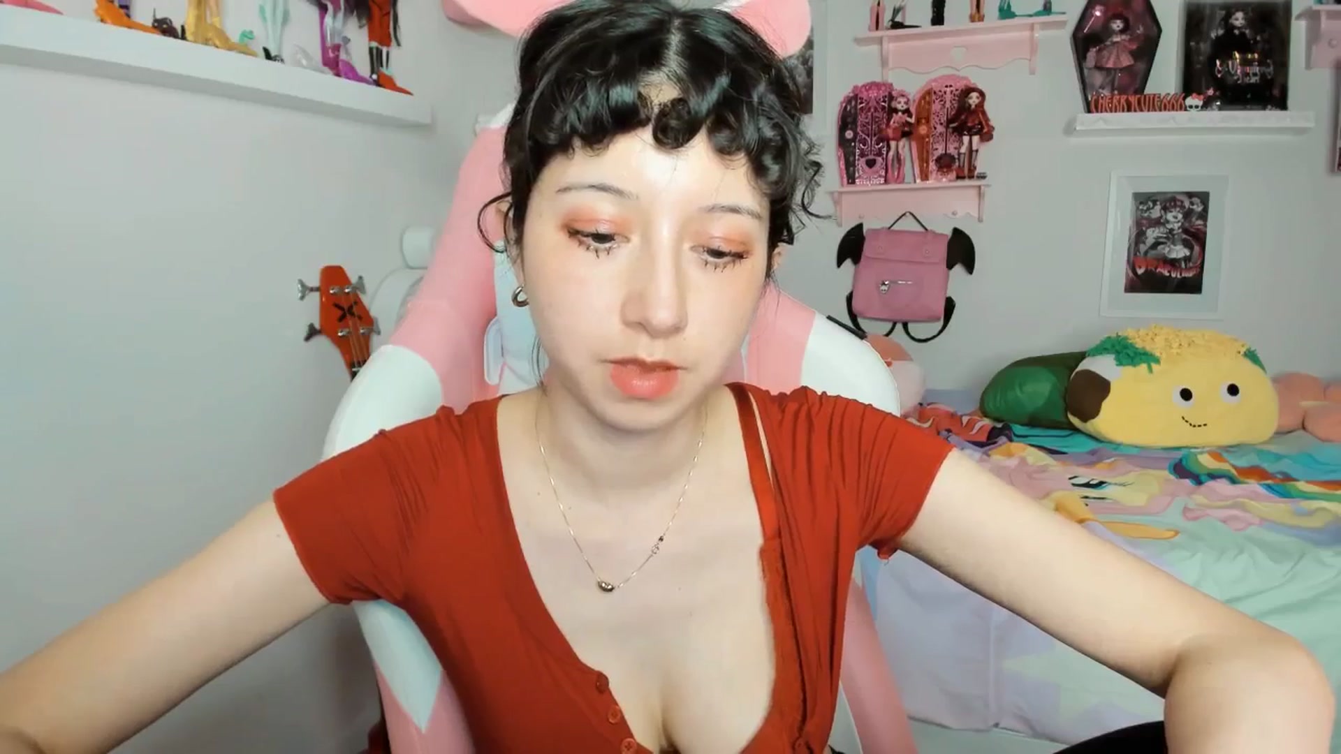 Gallery image thumbnail from Cherrycute666's myfreecams stream on, 02/15/2026, 06:44 image 16 of 20
