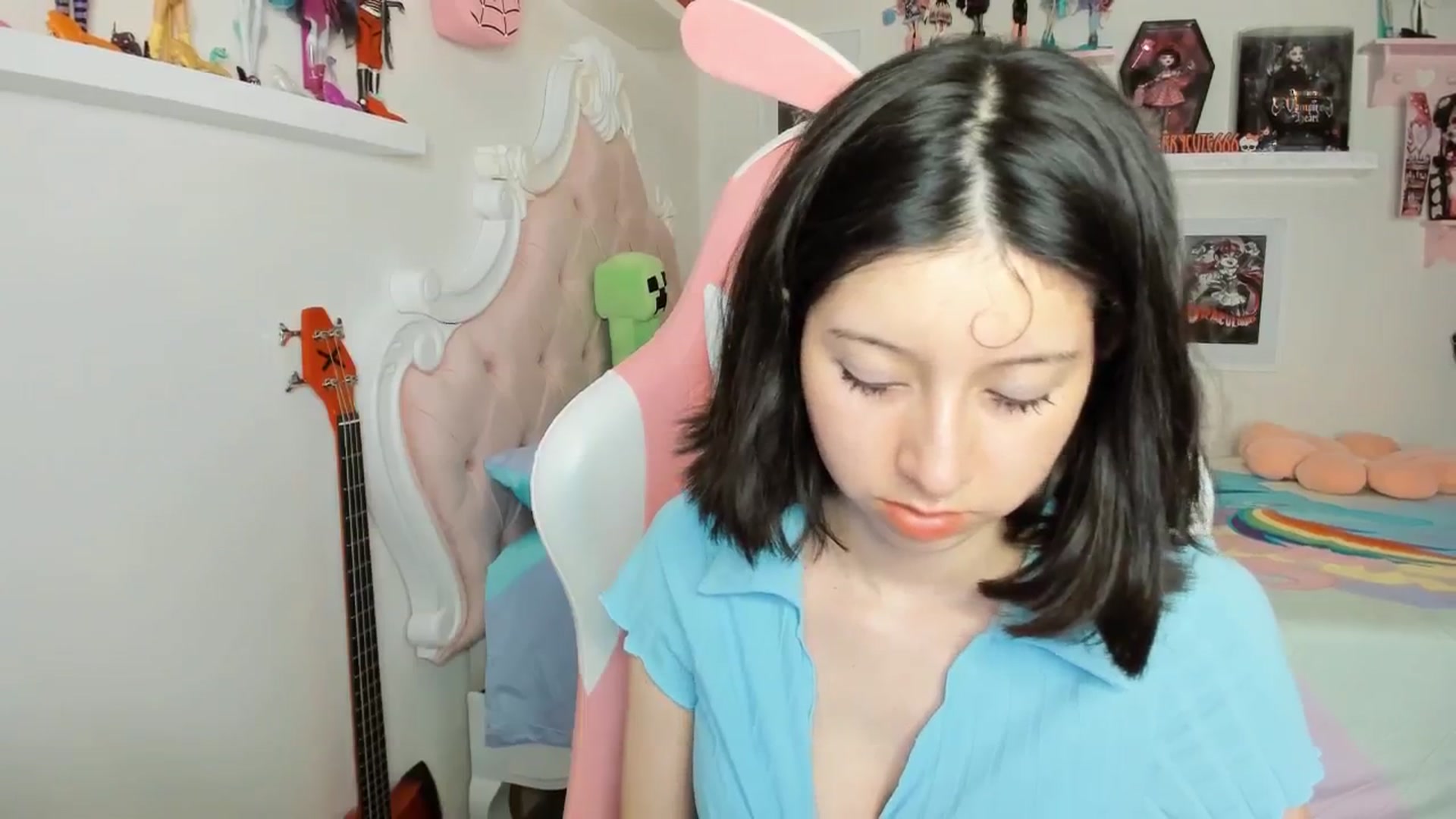 Gallery image thumbnail from Cherrycute666's myfreecams stream on, 02/19/2026, 02:39 image 13 of 20