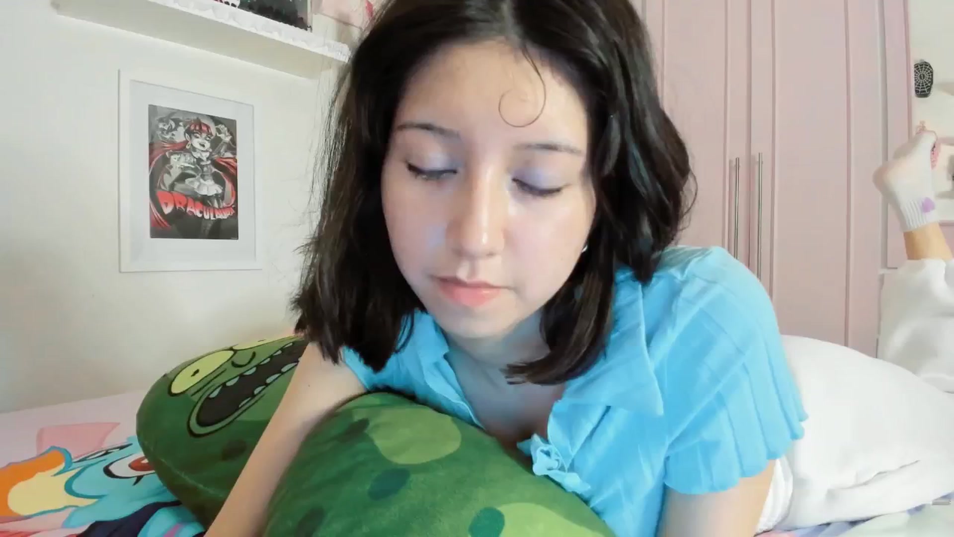 Gallery image thumbnail from Cherrycute666's myfreecams stream on, 02/19/2026, 07:03 image 4 of 20