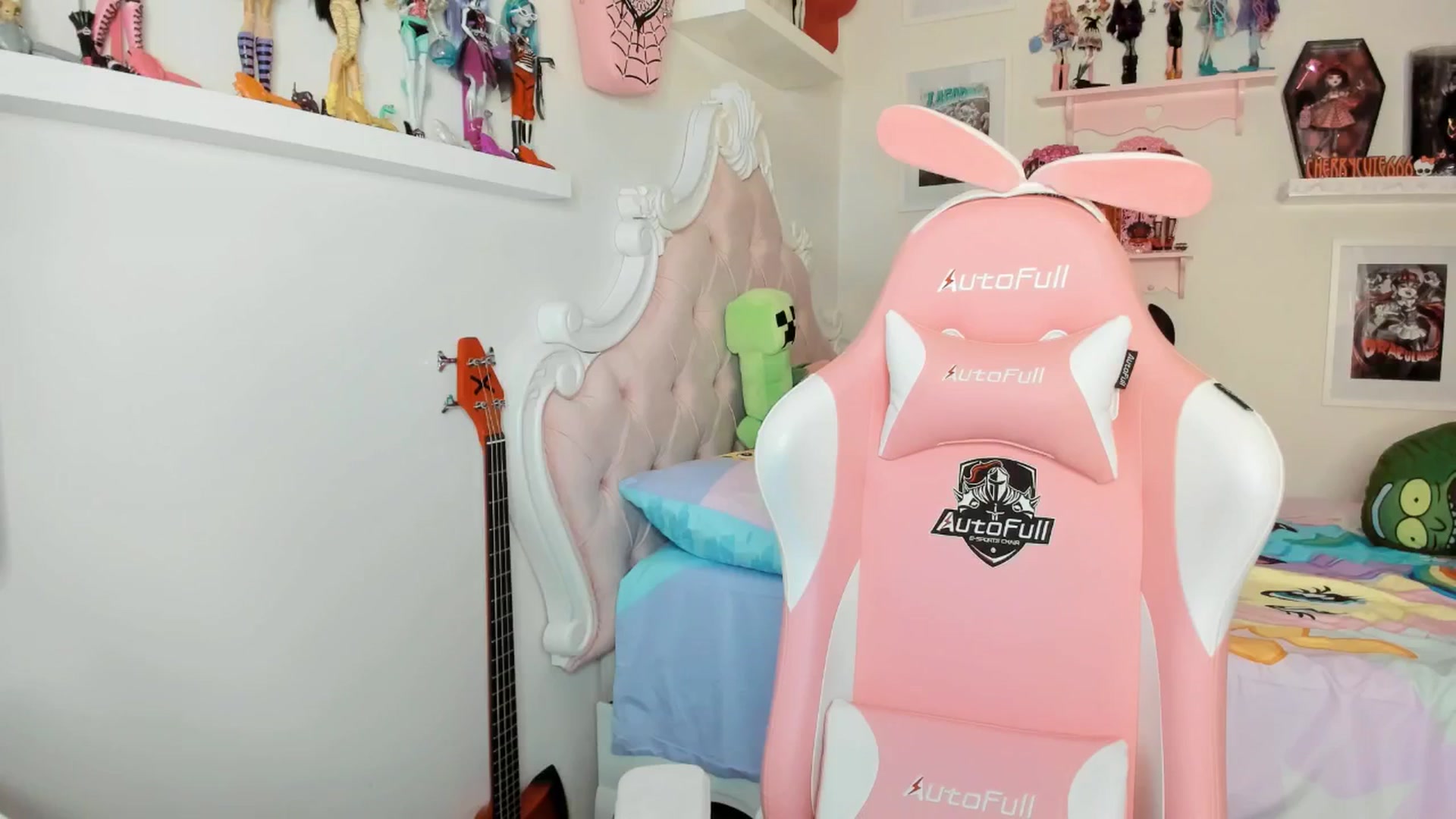 Gallery image thumbnail from Cherrycute666's myfreecams stream on, 02/20/2026, 02:57 image 9 of 20