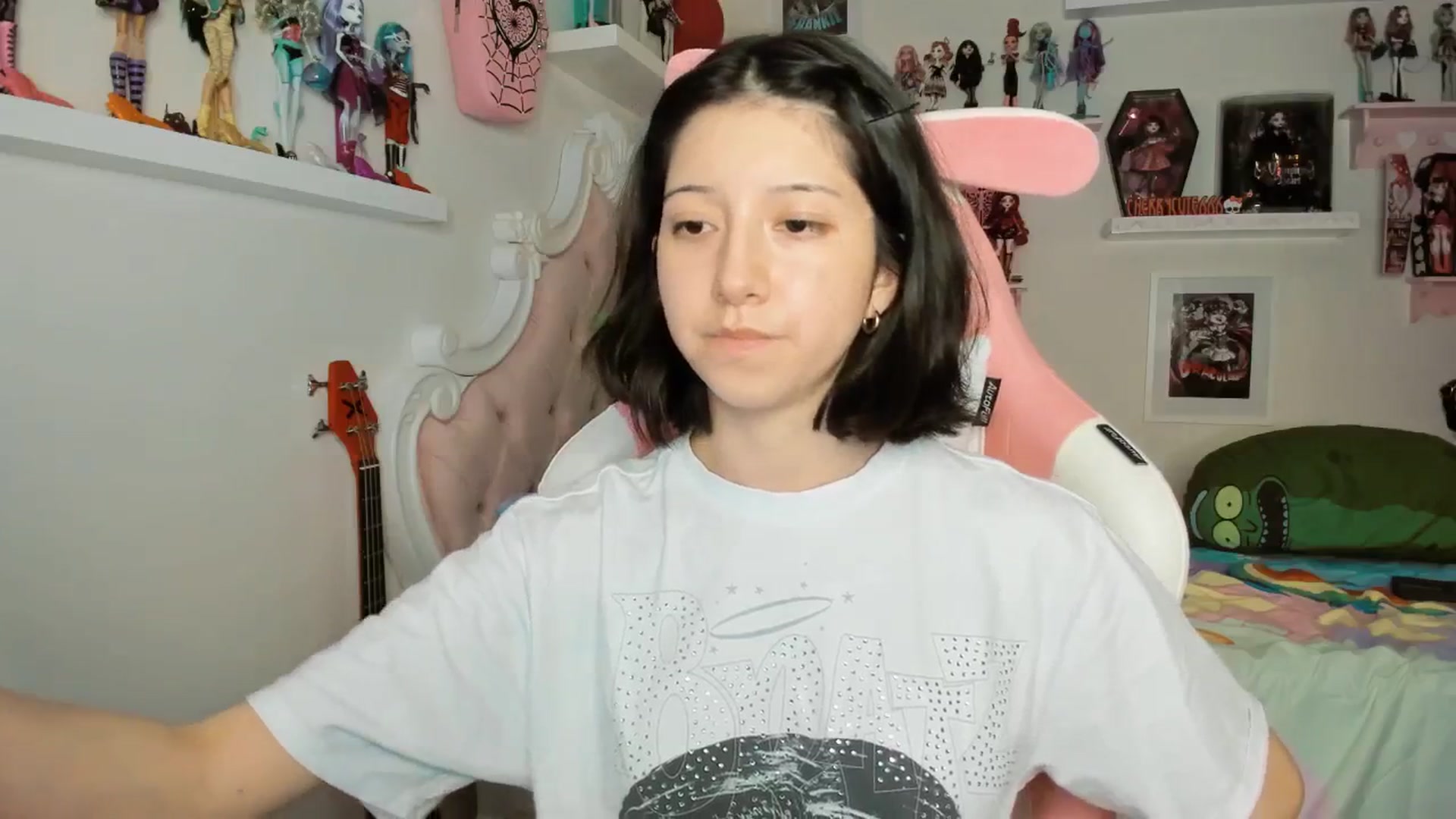Gallery image thumbnail from Cherrycute666's myfreecams stream on, 02/20/2026, 02:57 image 13 of 20