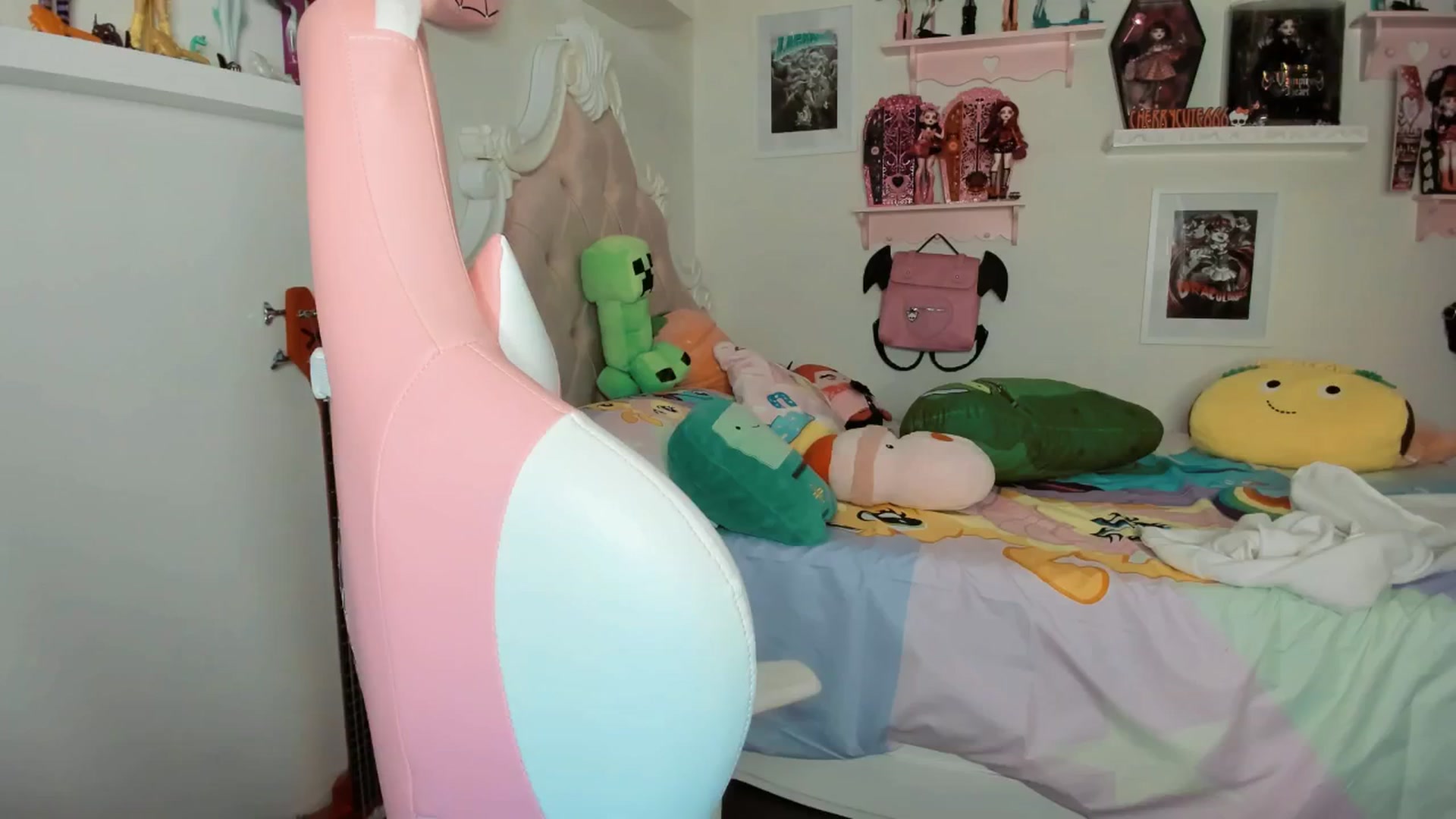 Gallery image thumbnail from Cherrycute666's myfreecams stream on, 02/20/2026, 05:09 image 2 of 20