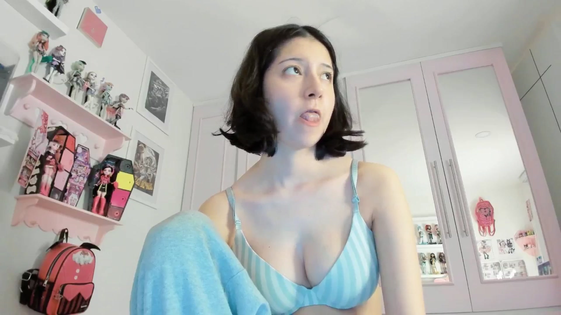 Gallery image thumbnail from Cherrycute666's myfreecams stream on, 02/20/2026, 08:13 image 7 of 20