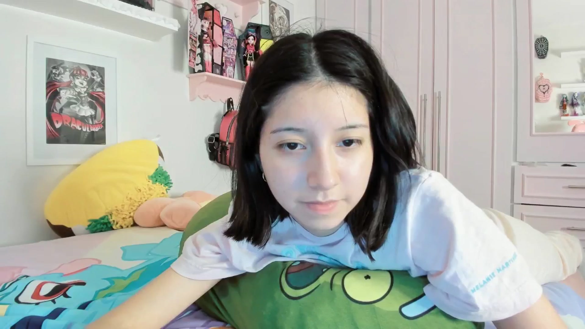 Gallery image thumbnail from Cherrycute666's myfreecams stream on, 02/22/2026, 08:17 image 12 of 20