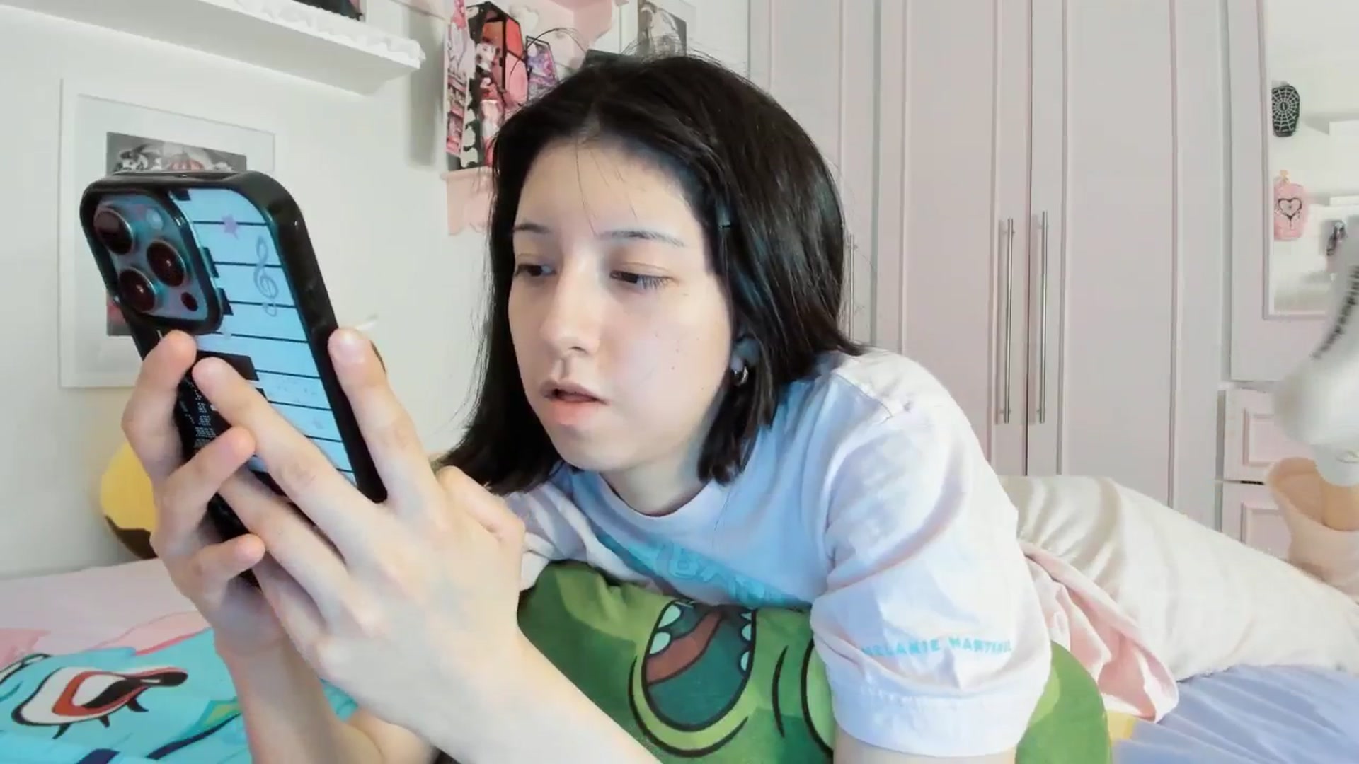 Gallery image thumbnail from Cherrycute666's myfreecams stream on, 02/22/2026, 08:17 image 4 of 20