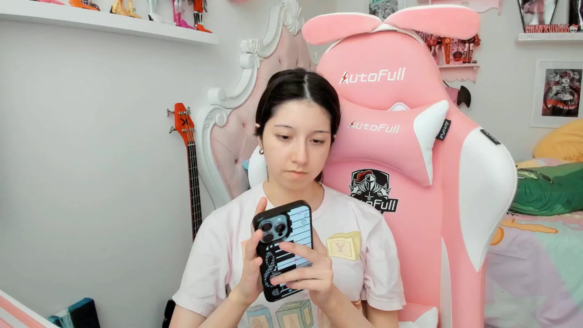 Gallery image thumbnail from Cherrycute666's myfreecams stream on, 02/23/2026, 24:16 image 8 of 20