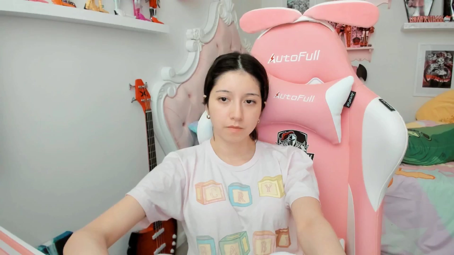 Gallery image thumbnail from Cherrycute666's myfreecams stream on, 02/23/2026, 24:16 image 7 of 20