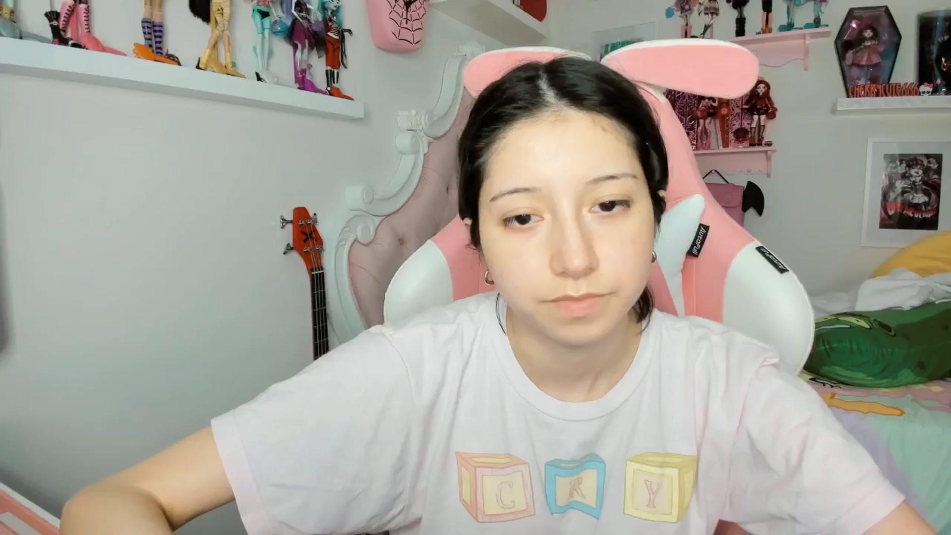 Gallery image thumbnail from Cherrycute666's myfreecams stream on, 02/23/2026, 24:16 image 20 of 20