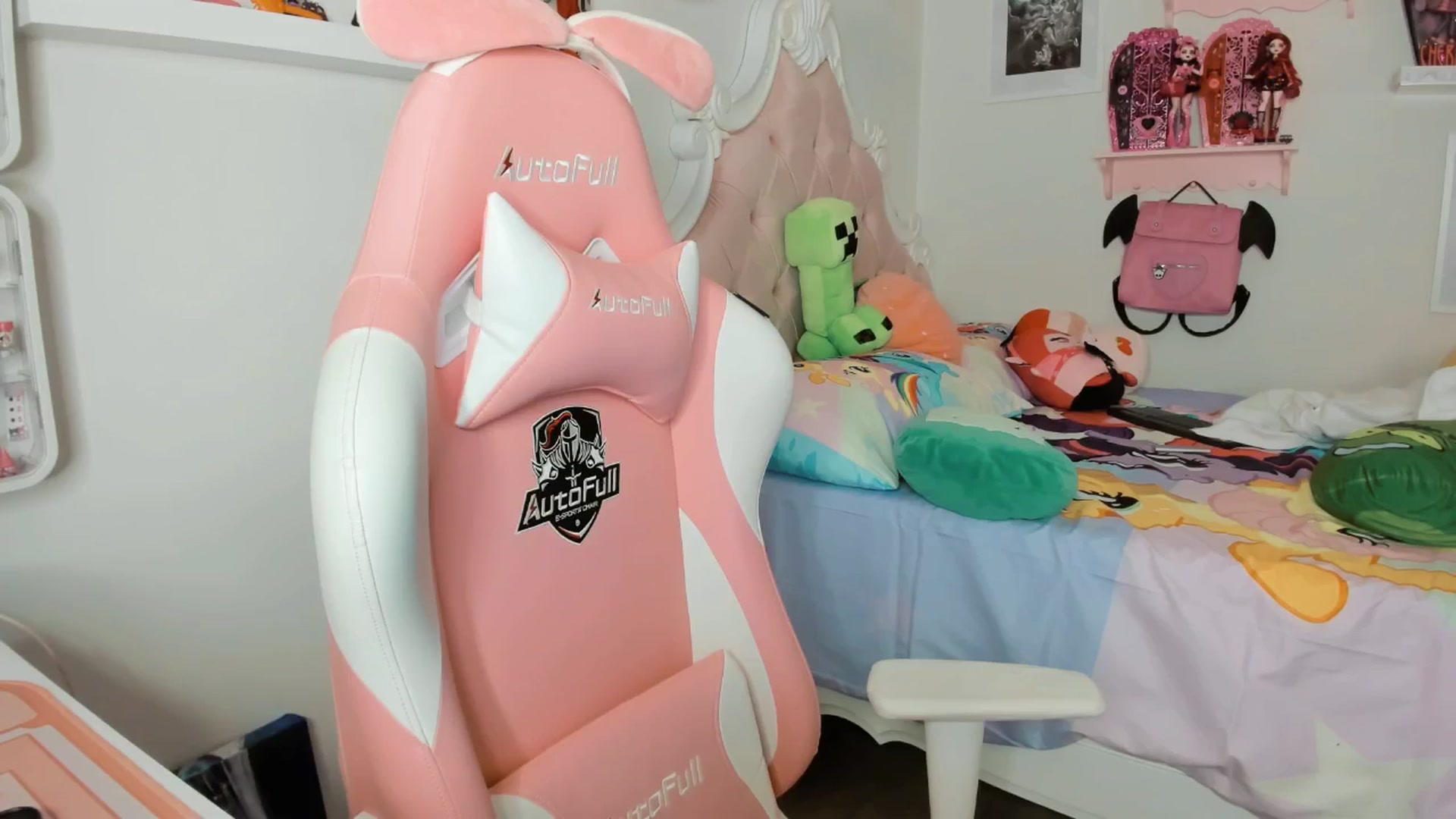 Gallery image thumbnail from Cherrycute666's myfreecams stream on, 02/23/2026, 01:31 image 12 of 20