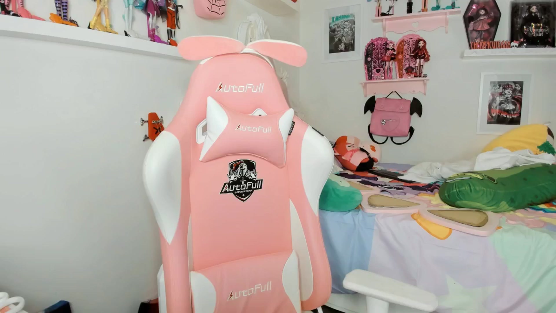 Gallery image thumbnail from Cherrycute666's myfreecams stream on, 02/23/2026, 02:39 image 2 of 20