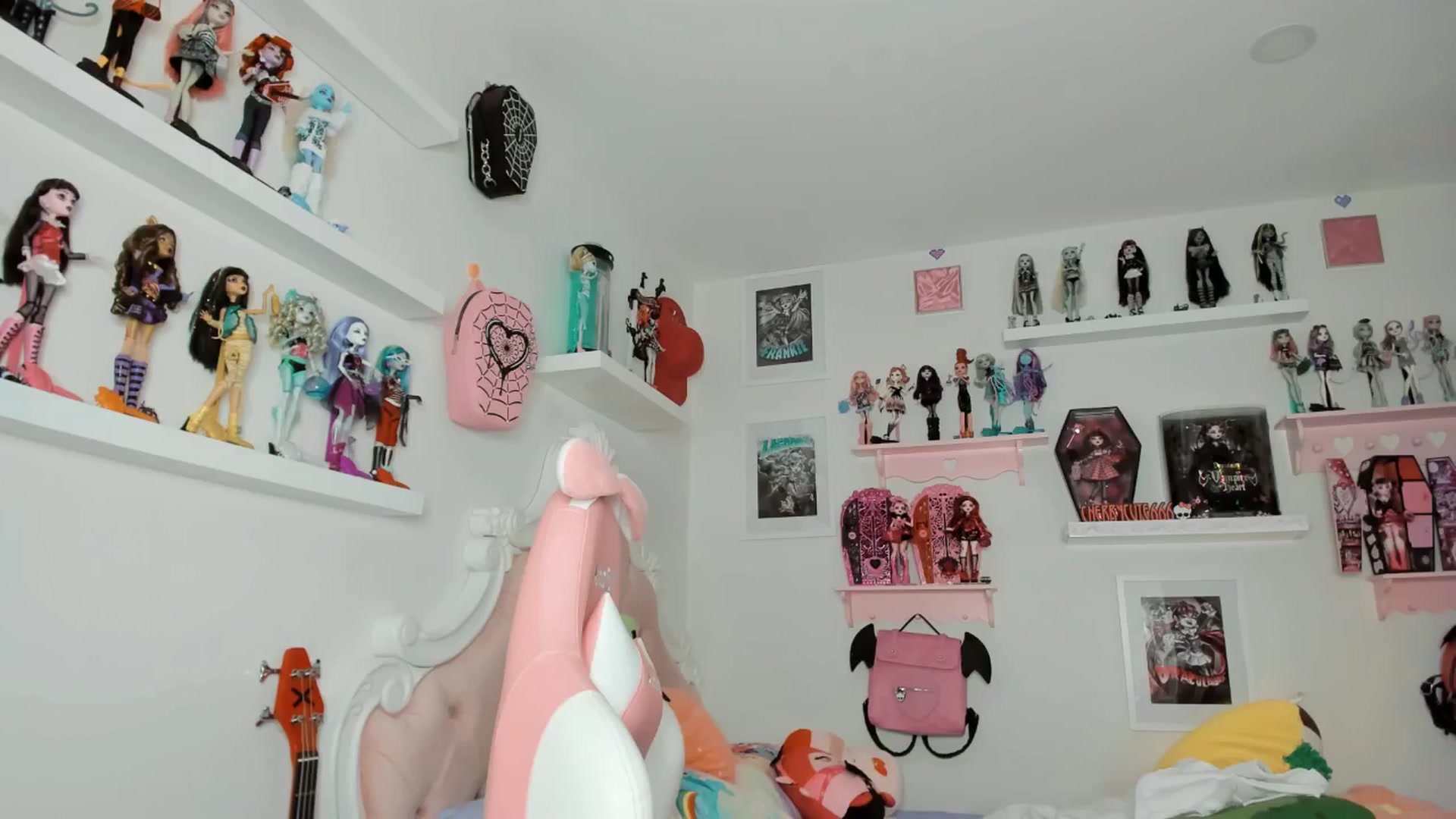 Gallery image thumbnail from Cherrycute666's myfreecams stream on, 02/23/2026, 06:19 image 1 of 20