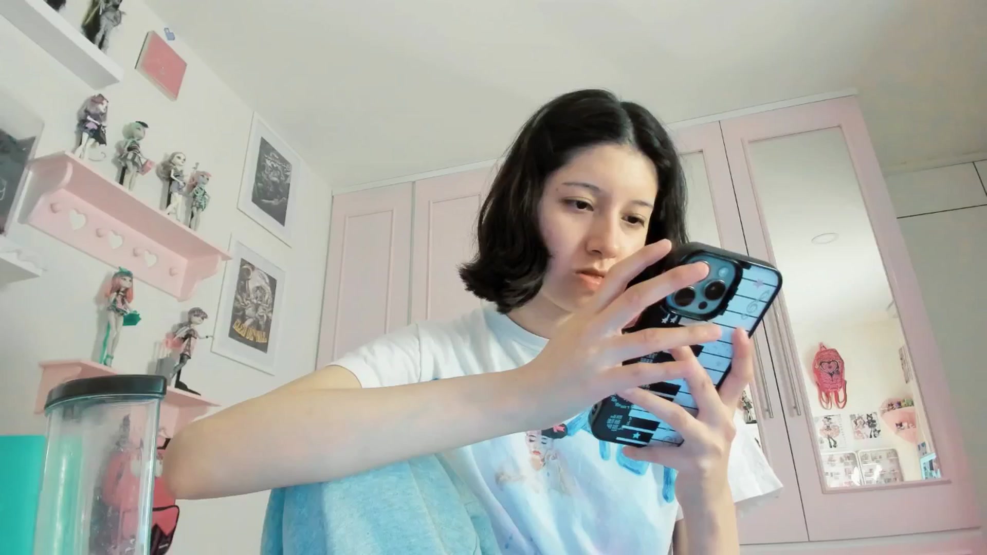 Gallery image thumbnail from Cherrycute666's myfreecams stream on, 02/25/2026, 06:11 image 19 of 20