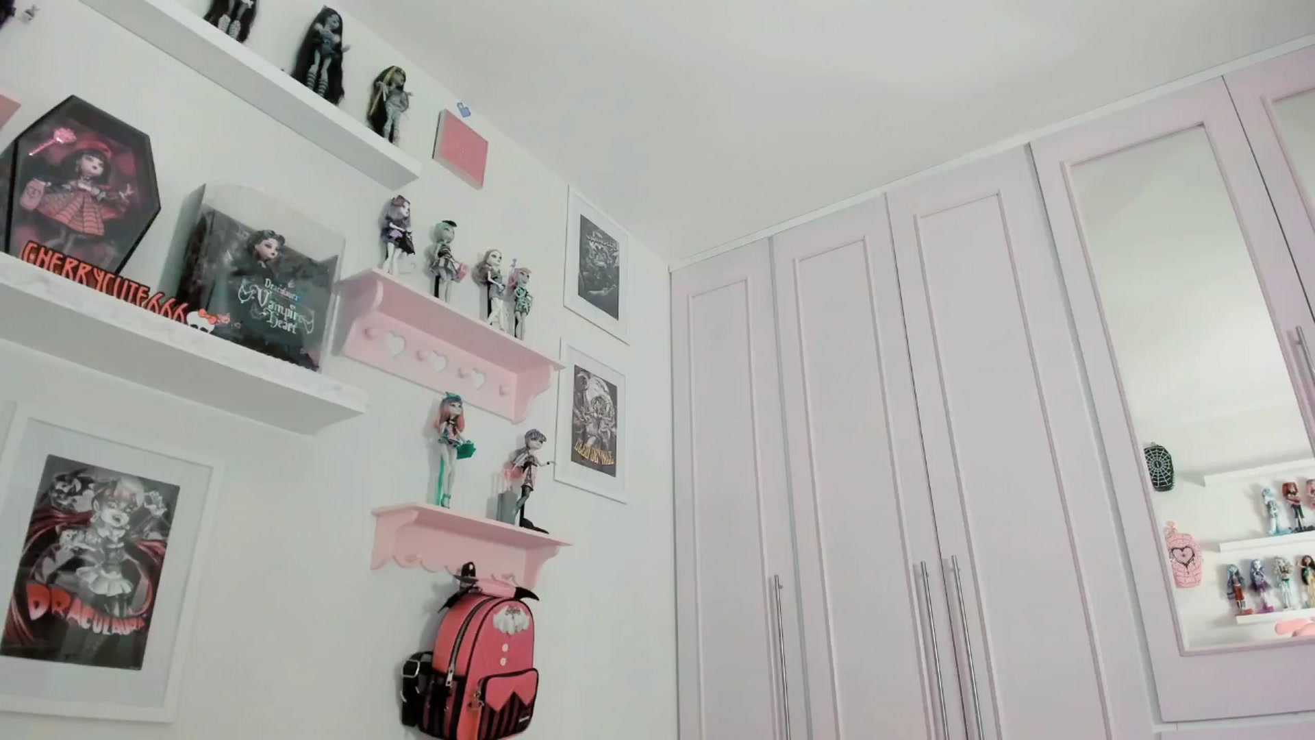 Gallery image thumbnail from Cherrycute666's myfreecams stream on, 02/25/2026, 06:11 image 6 of 20