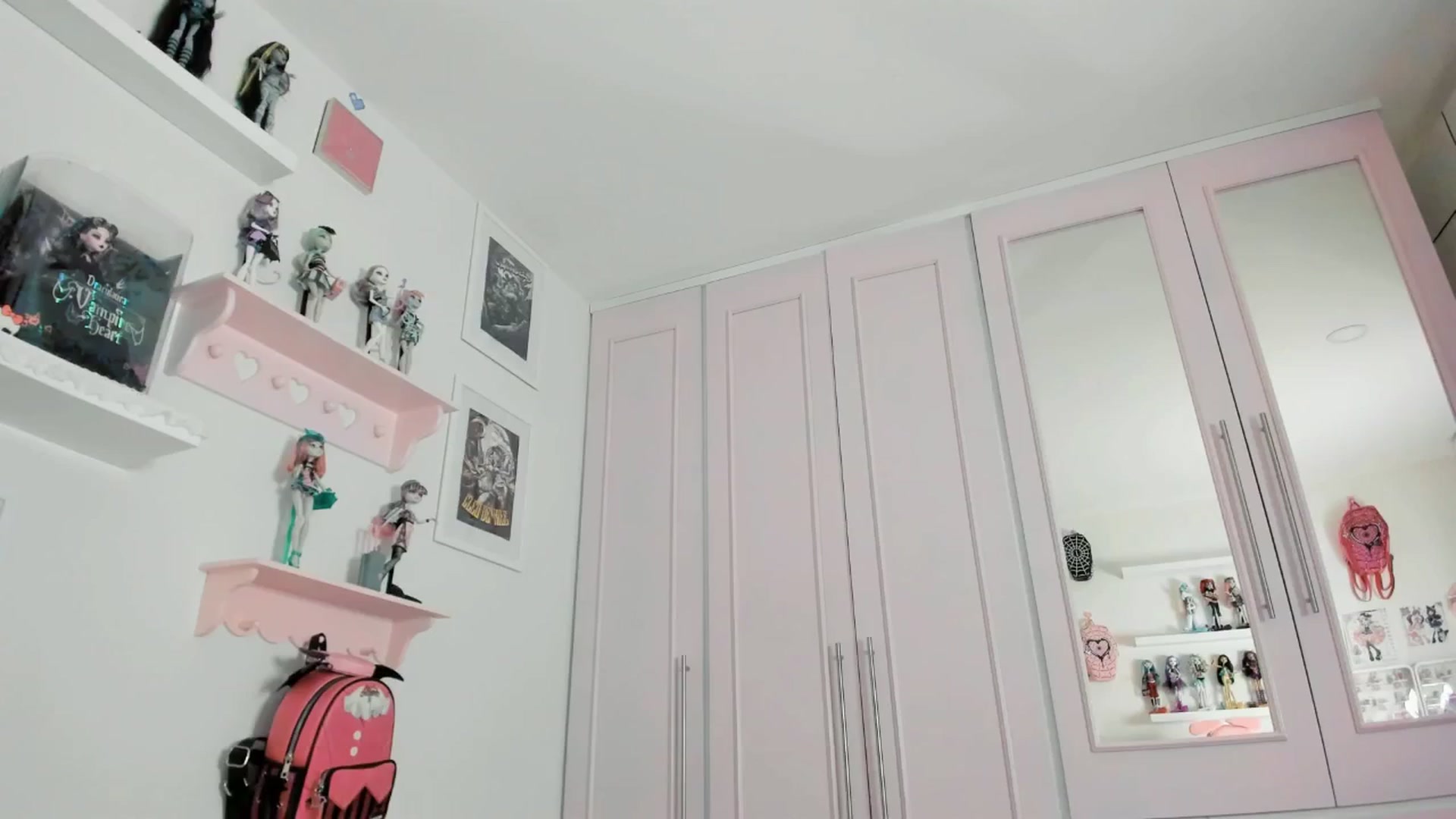 Gallery image thumbnail from Cherrycute666's myfreecams stream on, 02/25/2026, 06:11 image 11 of 20