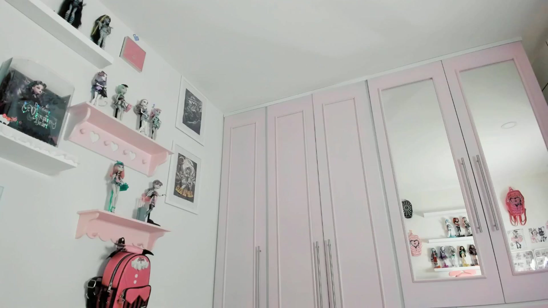 Gallery image thumbnail from Cherrycute666's myfreecams stream on, 02/25/2026, 06:11 image 10 of 20