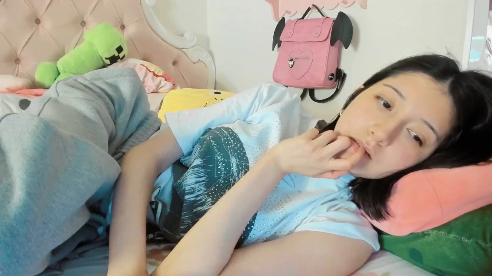 Gallery image thumbnail from Cherrycute666's myfreecams stream on, 02/26/2026, 07:51 image 4 of 20