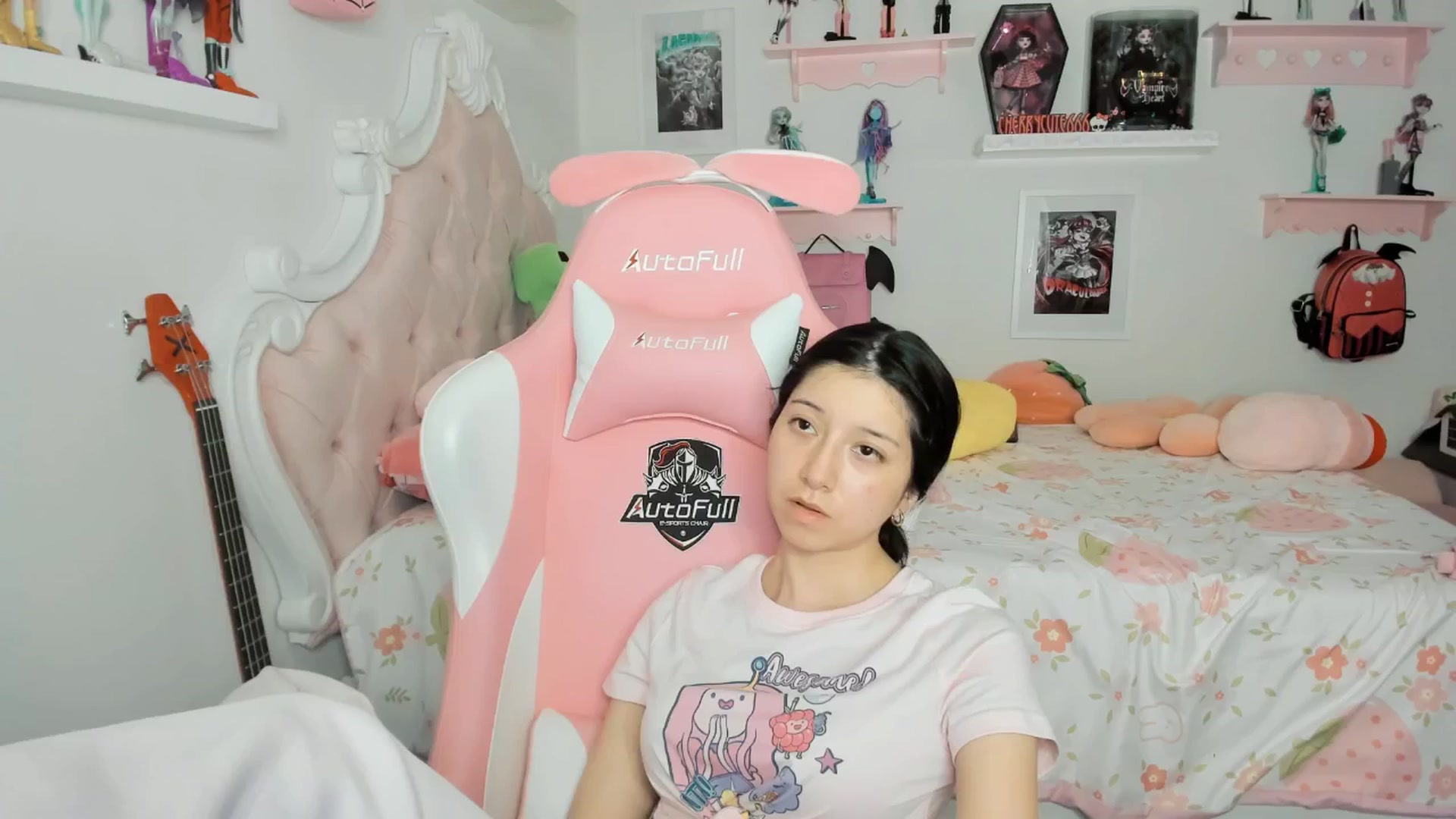 Gallery image thumbnail from Cherrycute666's myfreecams stream on, 02/27/2026, 06:50 image 14 of 20