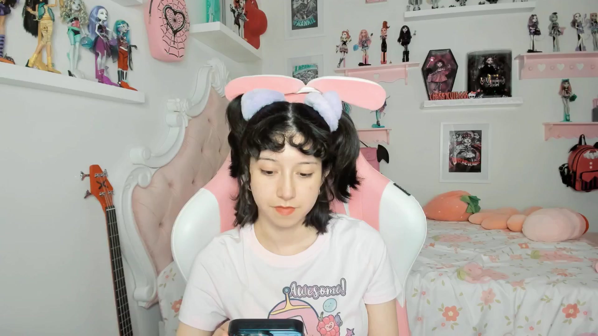 Gallery image thumbnail from Cherrycute666's myfreecams stream on, 02/27/2026, 06:50 image 1 of 20