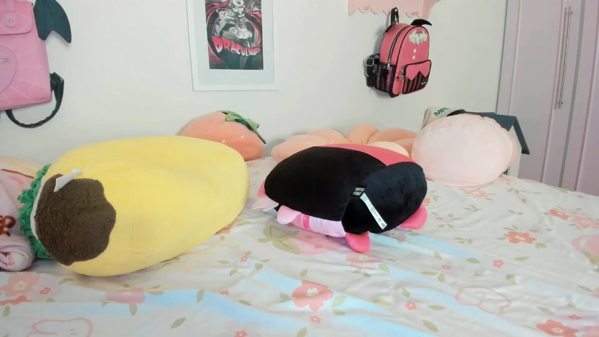 Gallery image thumbnail from Cherrycute666's myfreecams stream on, 02/27/2026, 06:50 image 19 of 20