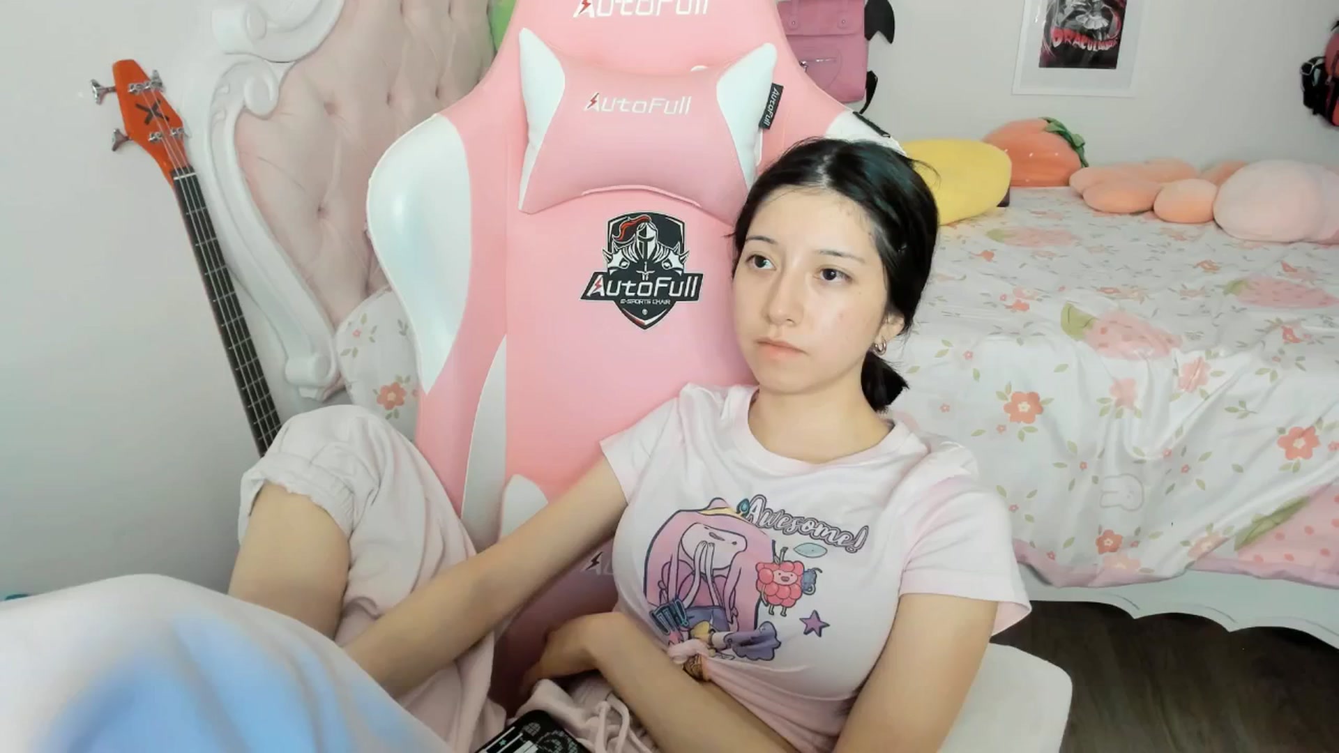 Gallery image thumbnail from Cherrycute666's myfreecams stream on, 02/27/2026, 06:50 image 15 of 20