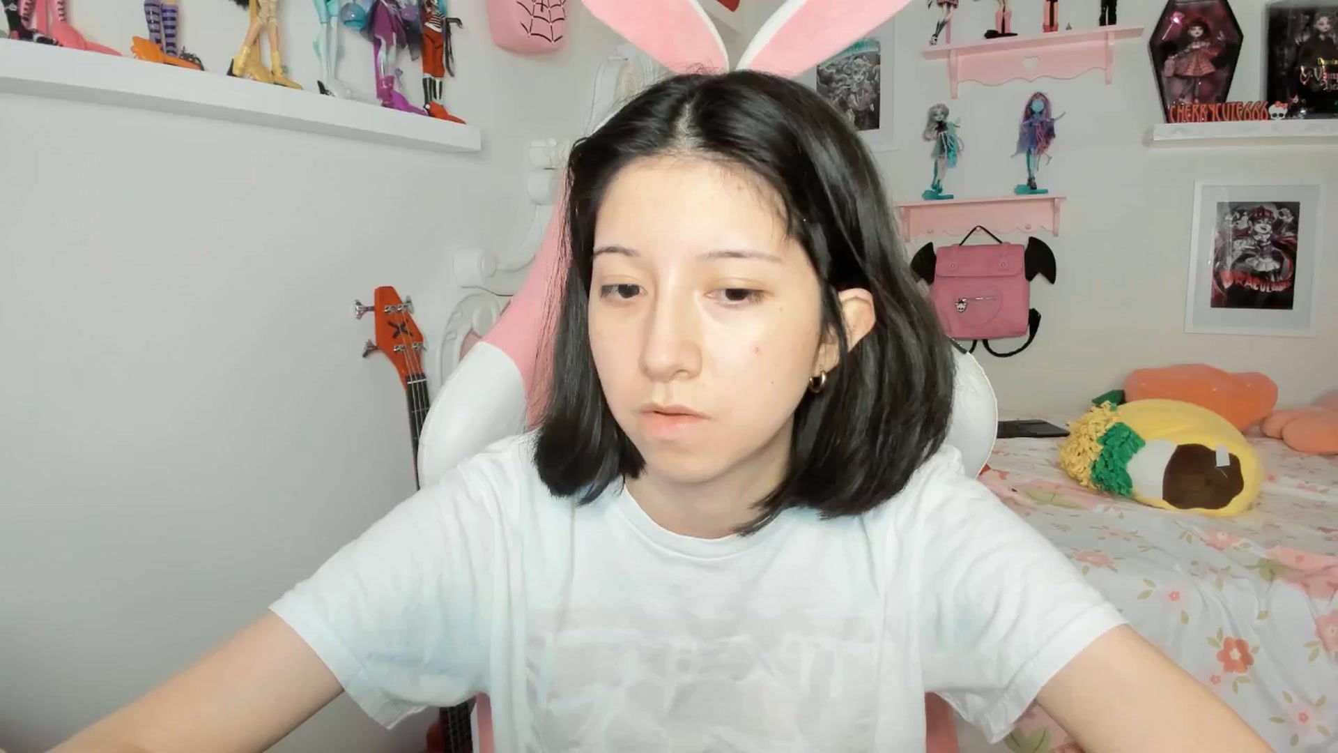 Gallery image thumbnail from Cherrycute666's myfreecams stream on, 02/28/2026, 08:37 image 15 of 20
